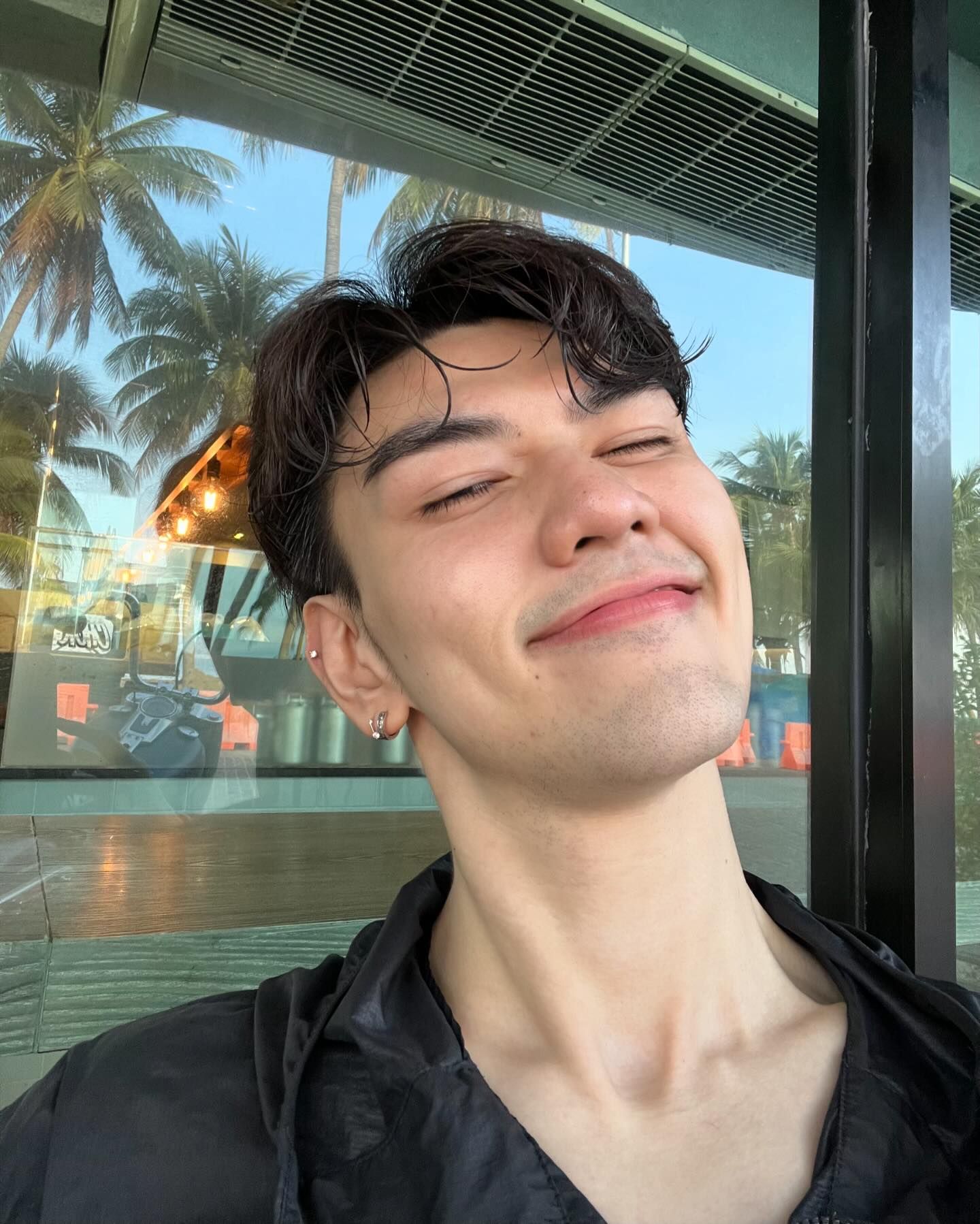 ไมค์ - ชินรัฐ สิริพงษ์ชวลิต