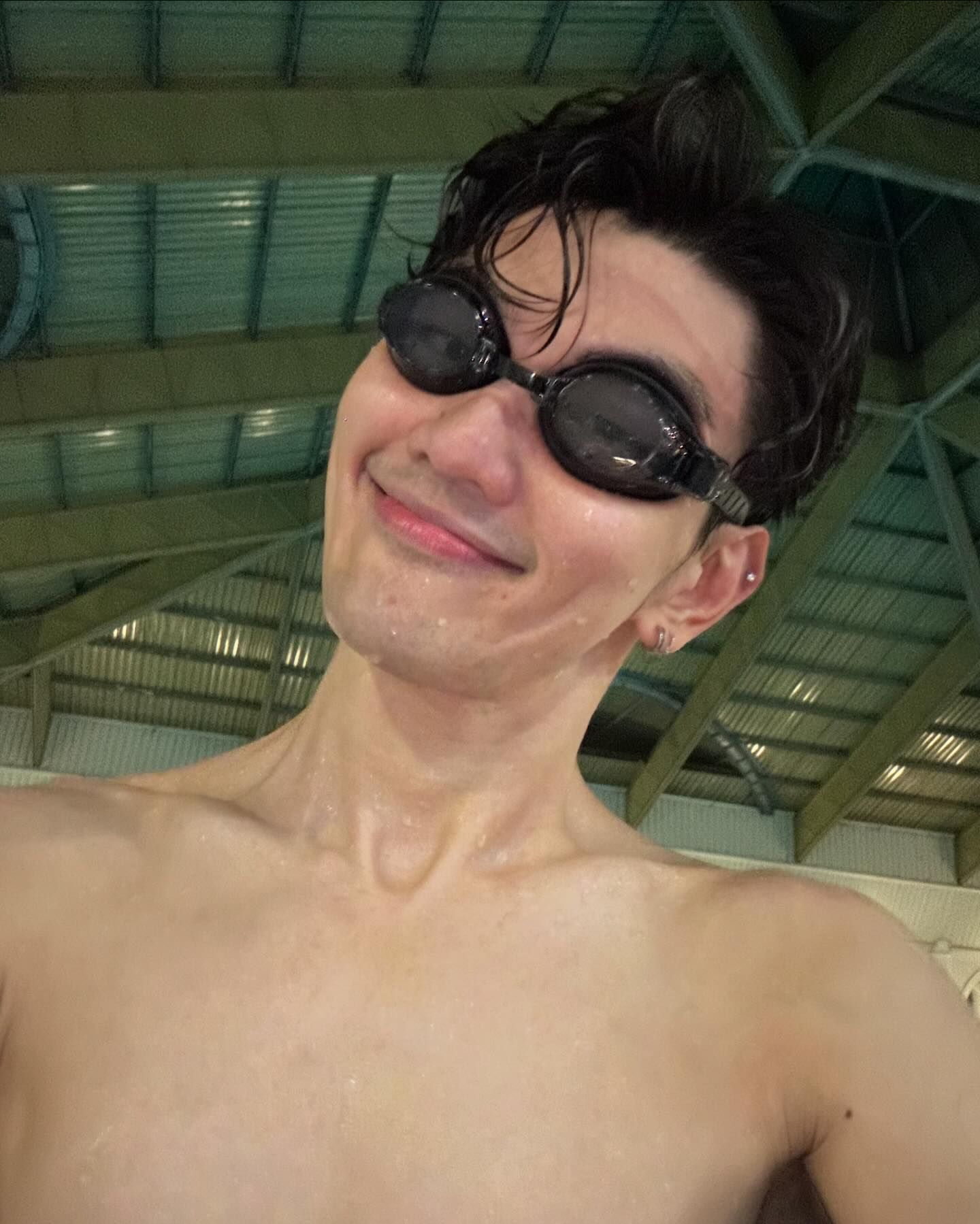 ไมค์ - ชินรัฐ สิริพงษ์ชวลิต