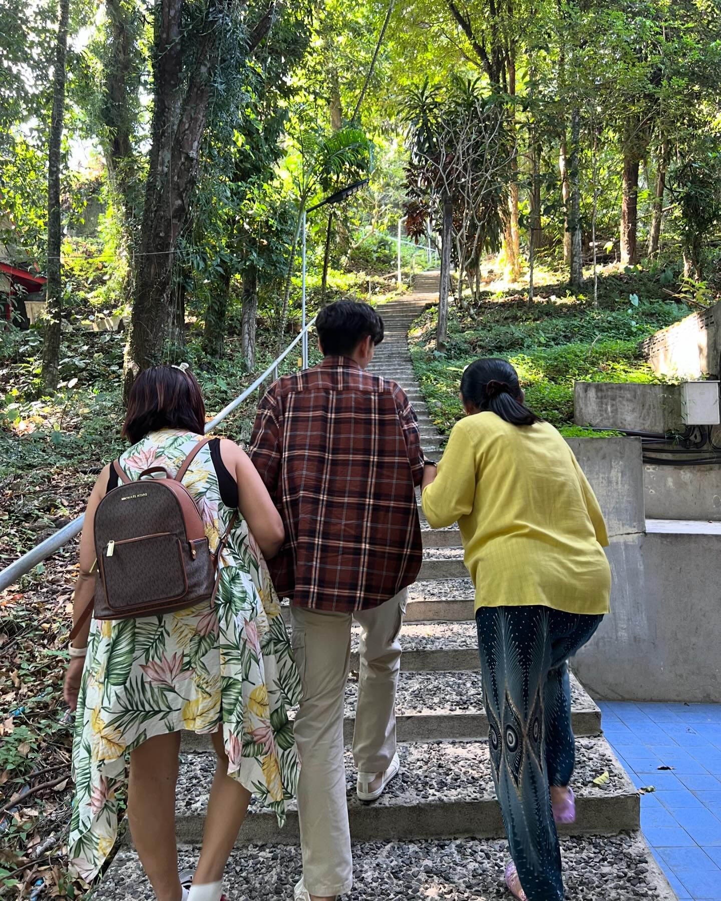 ไมค์ - ชินรัฐ สิริพงษ์ชวลิต