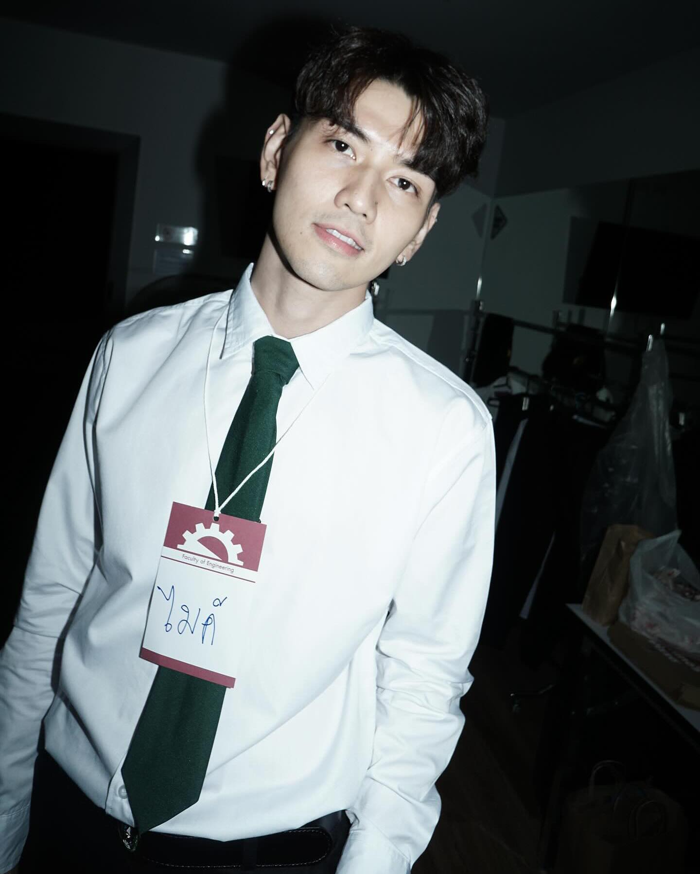 ไมค์ - ชินรัฐ สิริพงษ์ชวลิต