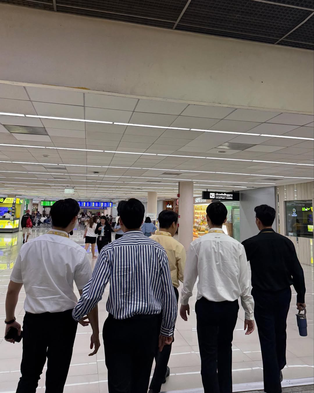 ไมค์ - ชินรัฐ สิริพงษ์ชวลิต