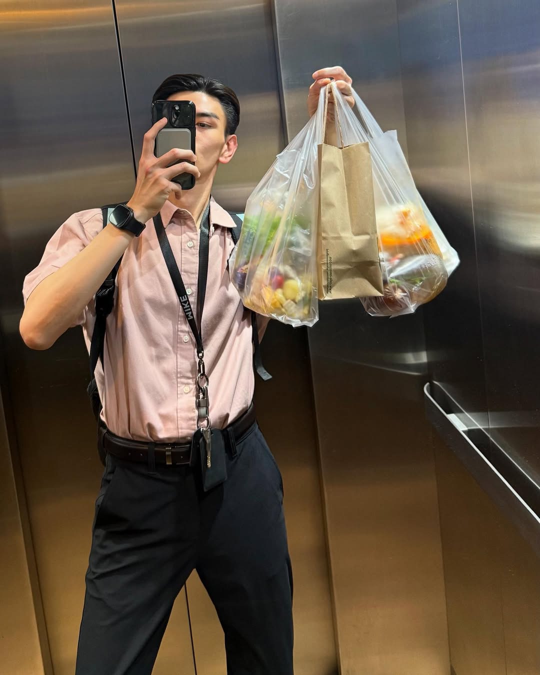 ไมค์ - ชินรัฐ สิริพงษ์ชวลิต