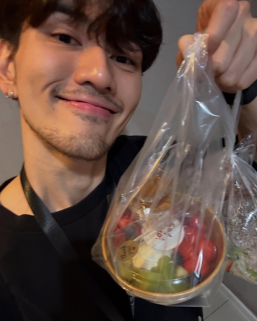 ไมค์ - ชินรัฐ สิริพงษ์ชวลิต