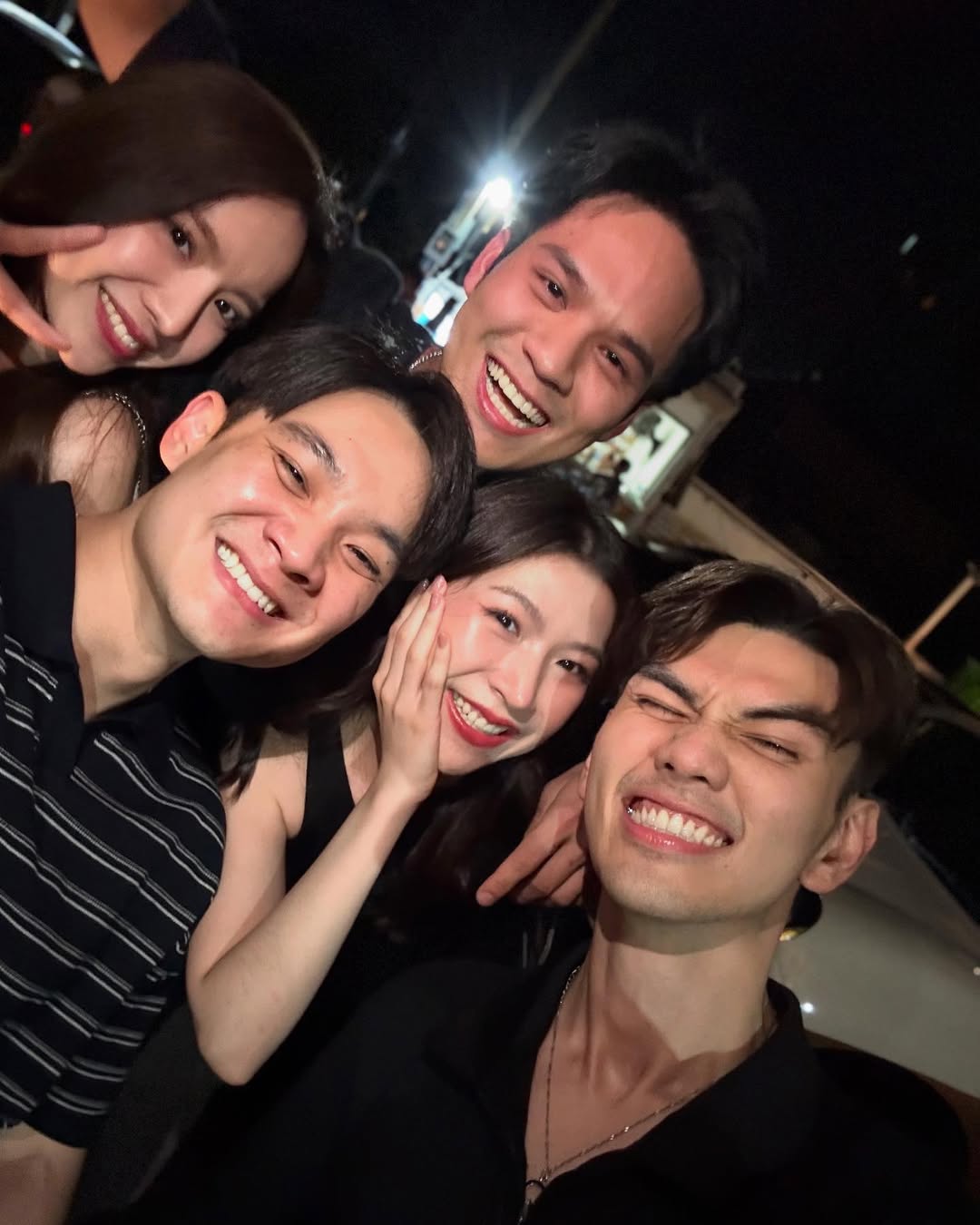 ไมค์ - ชินรัฐ สิริพงษ์ชวลิต