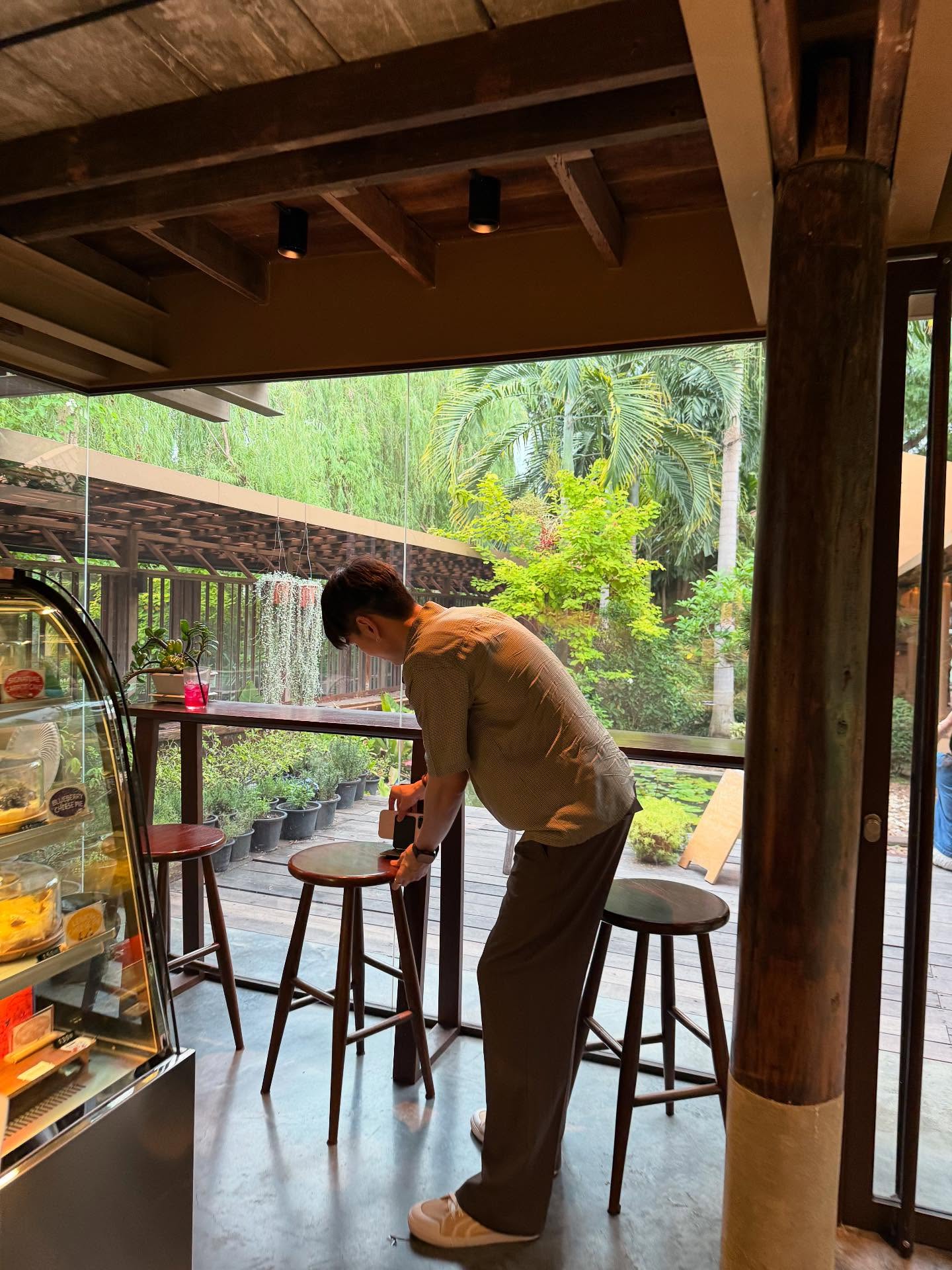 ไมค์ - ชินรัฐ สิริพงษ์ชวลิต