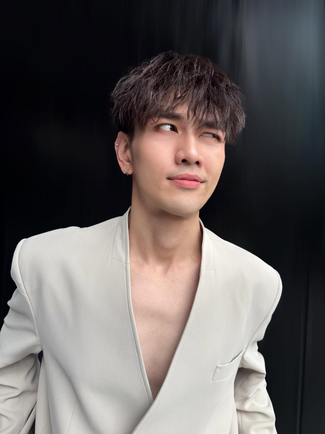 ไมค์ - ชินรัฐ สิริพงษ์ชวลิต