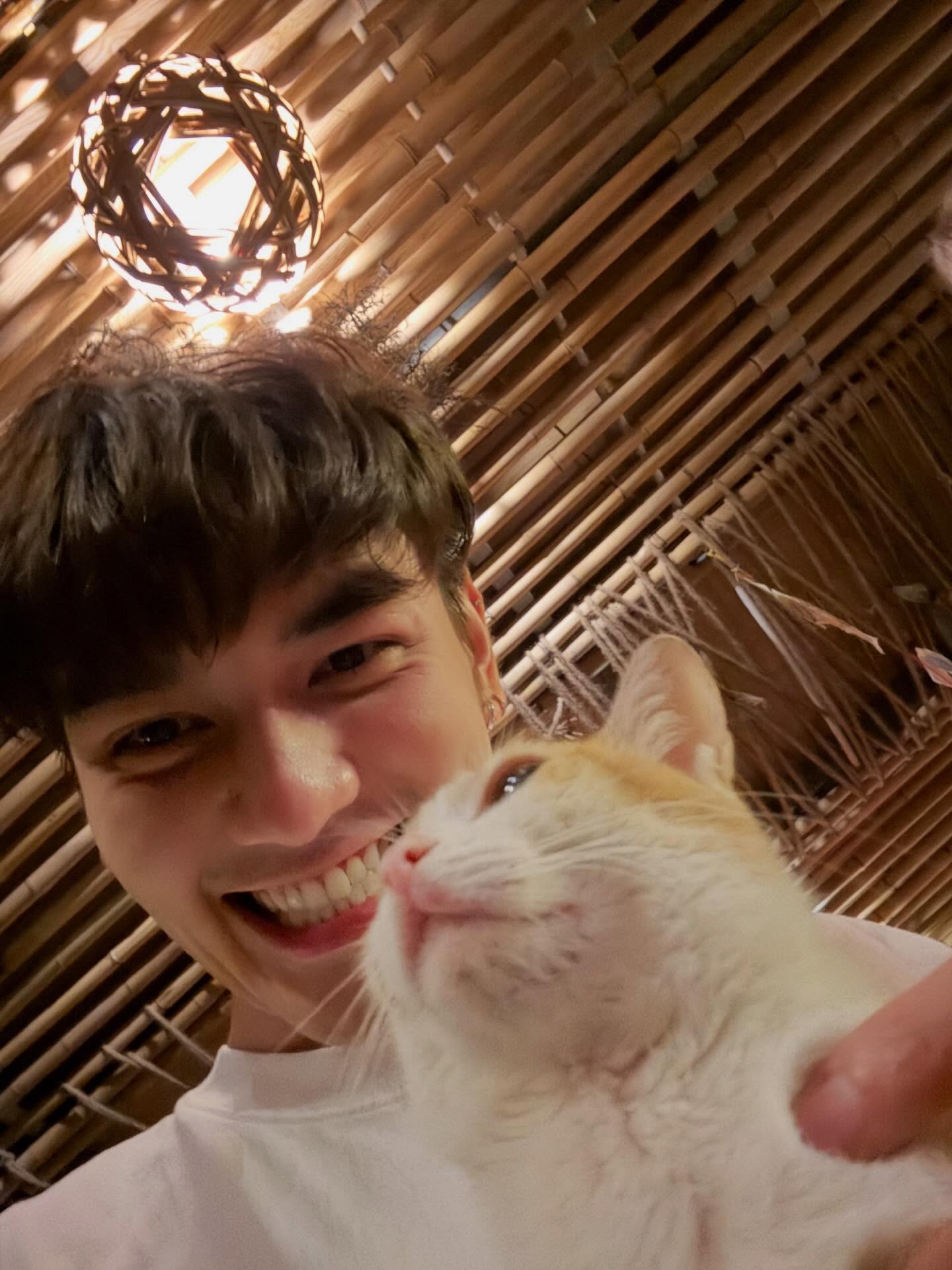 ไมค์ - ชินรัฐ สิริพงษ์ชวลิต