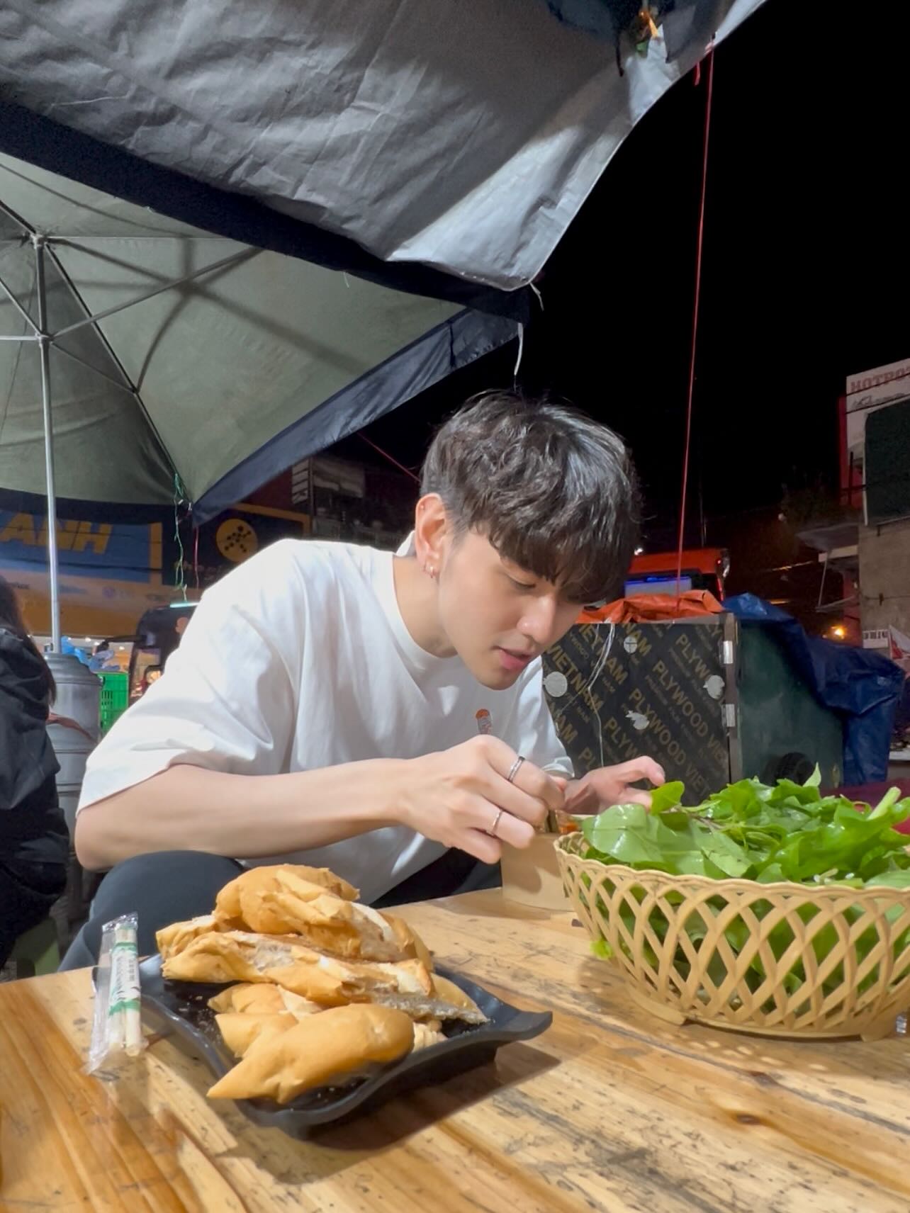 ไมค์ - ชินรัฐ สิริพงษ์ชวลิต