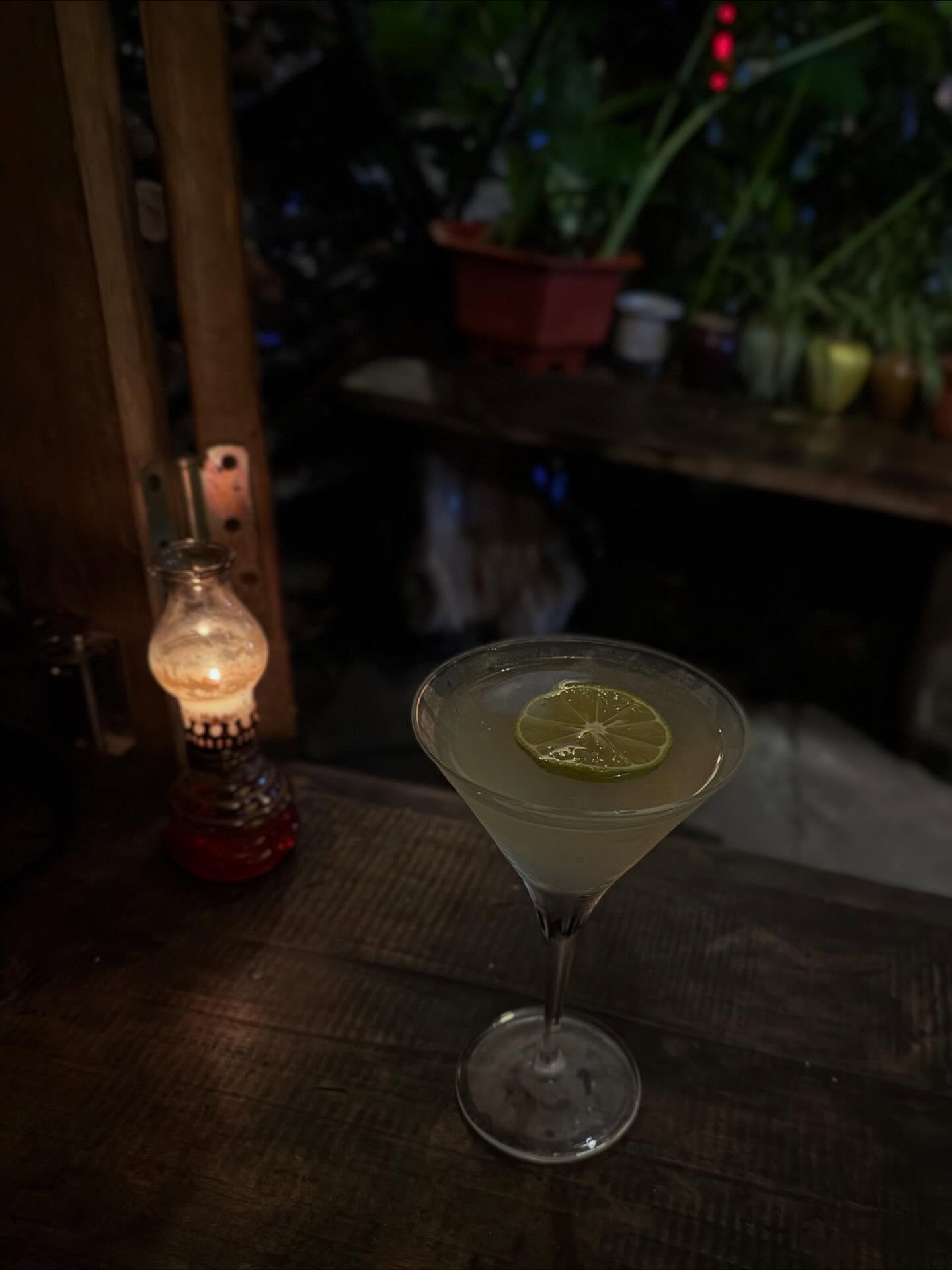 ไมค์ - ชินรัฐ สิริพงษ์ชวลิต