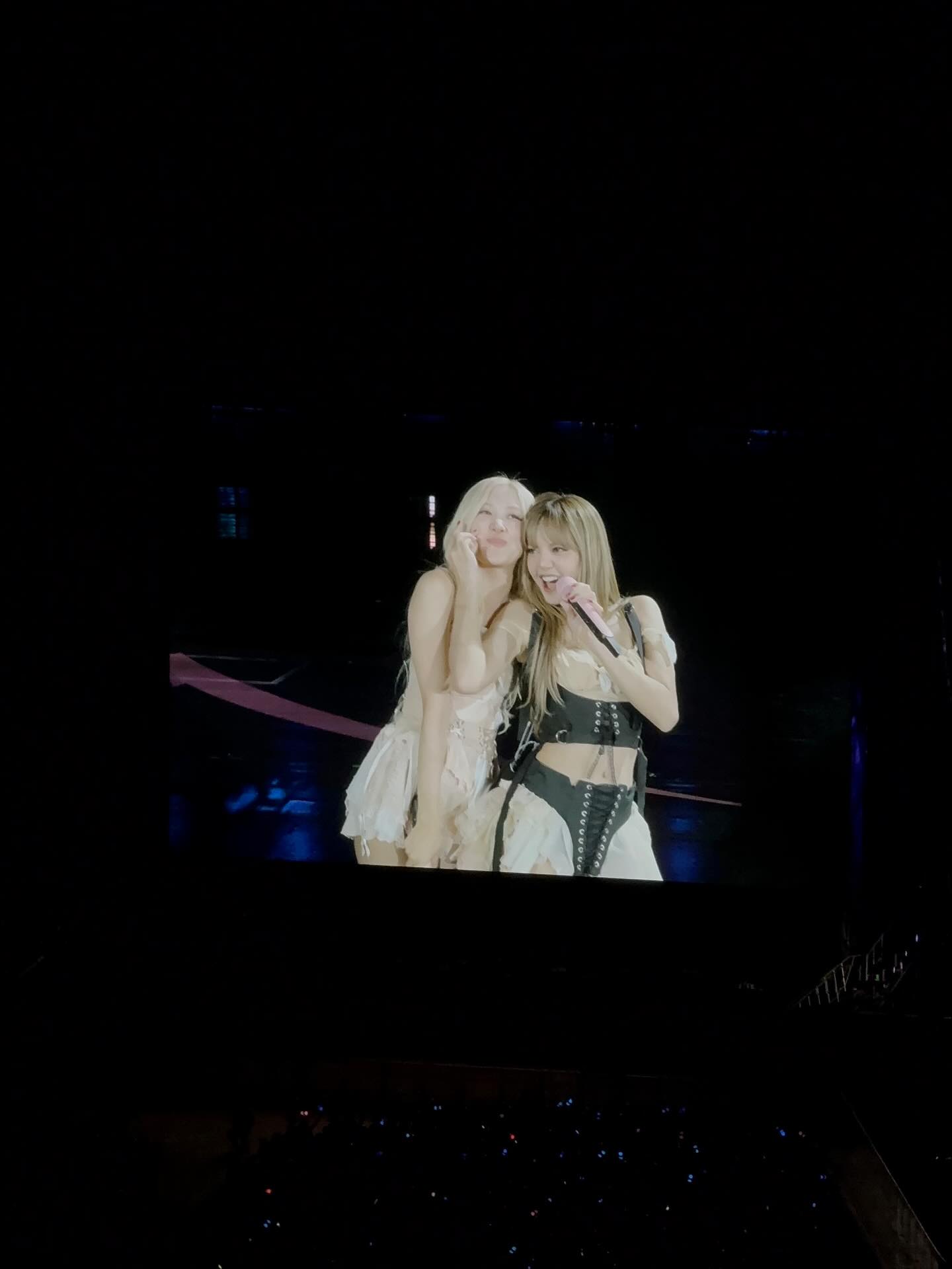 ไมค์ - ชินรัฐ สิริพงษ์ชวลิต