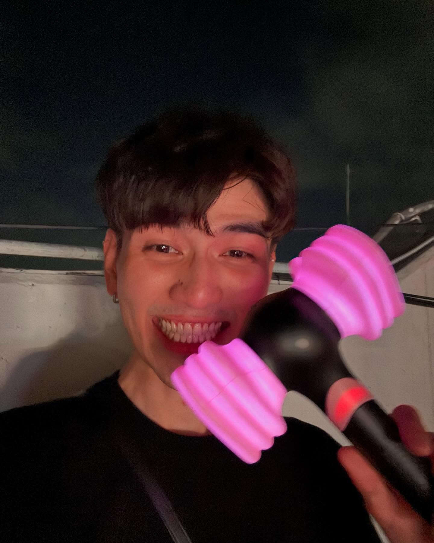 ไมค์ - ชินรัฐ สิริพงษ์ชวลิต