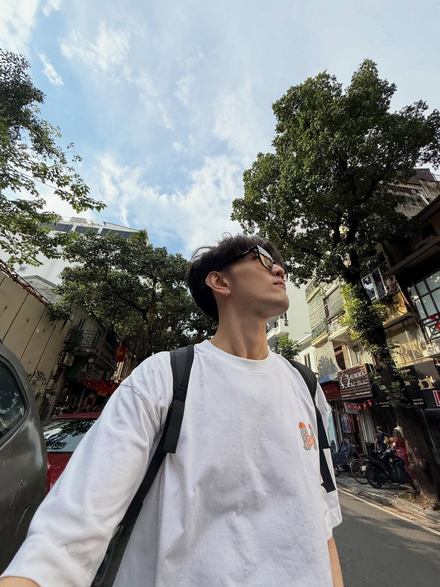 ไมค์ - ชินรัฐ สิริพงษ์ชวลิต