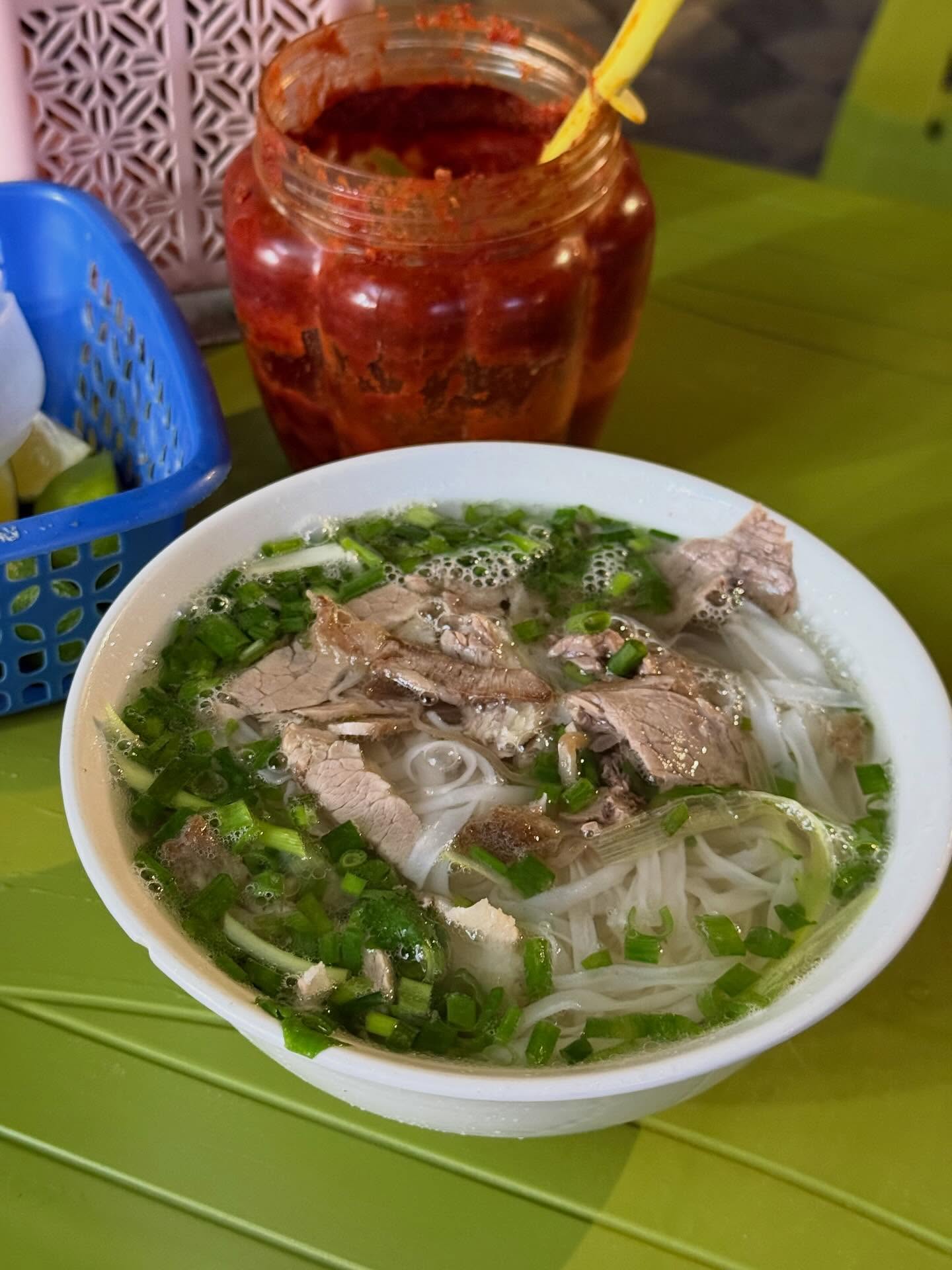 ไมค์ - ชินรัฐ สิริพงษ์ชวลิต