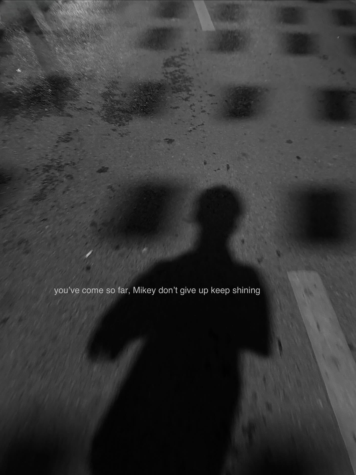 ไมค์ - ชินรัฐ สิริพงษ์ชวลิต