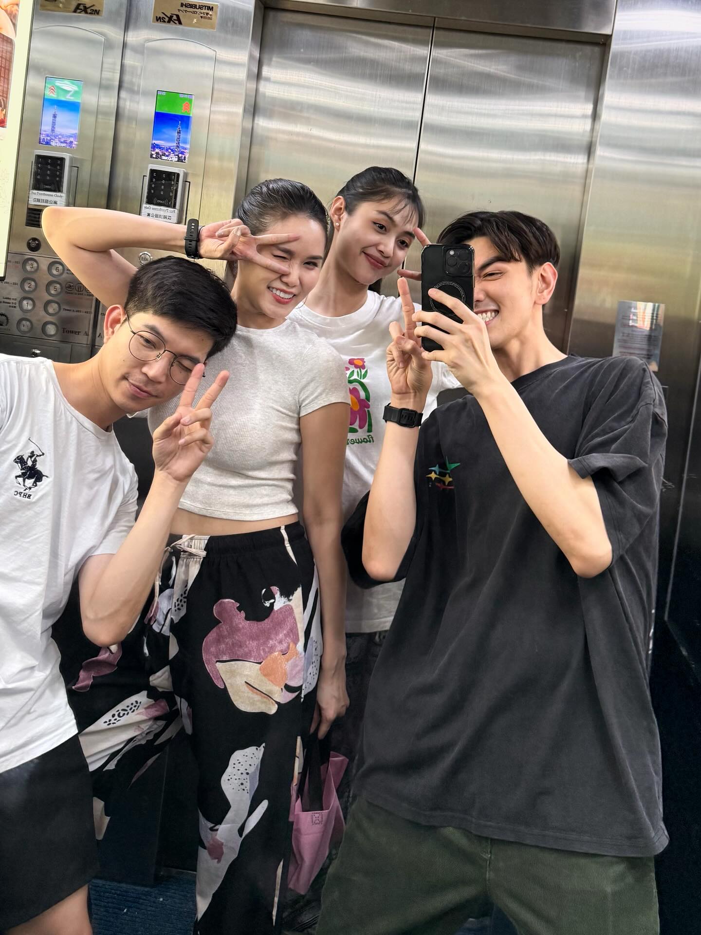 ไมค์ - ชินรัฐ สิริพงษ์ชวลิต