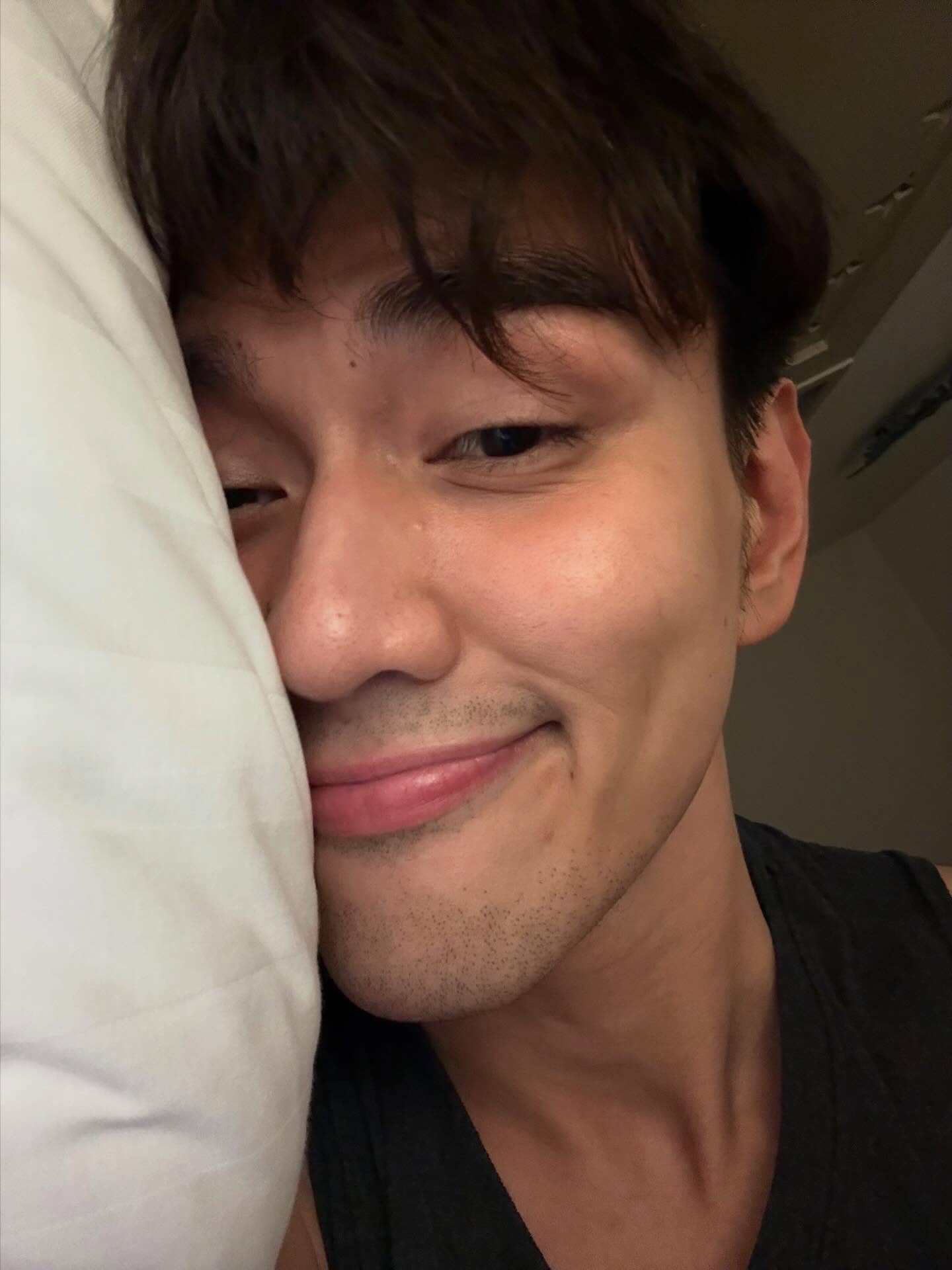 ไมค์ - ชินรัฐ สิริพงษ์ชวลิต