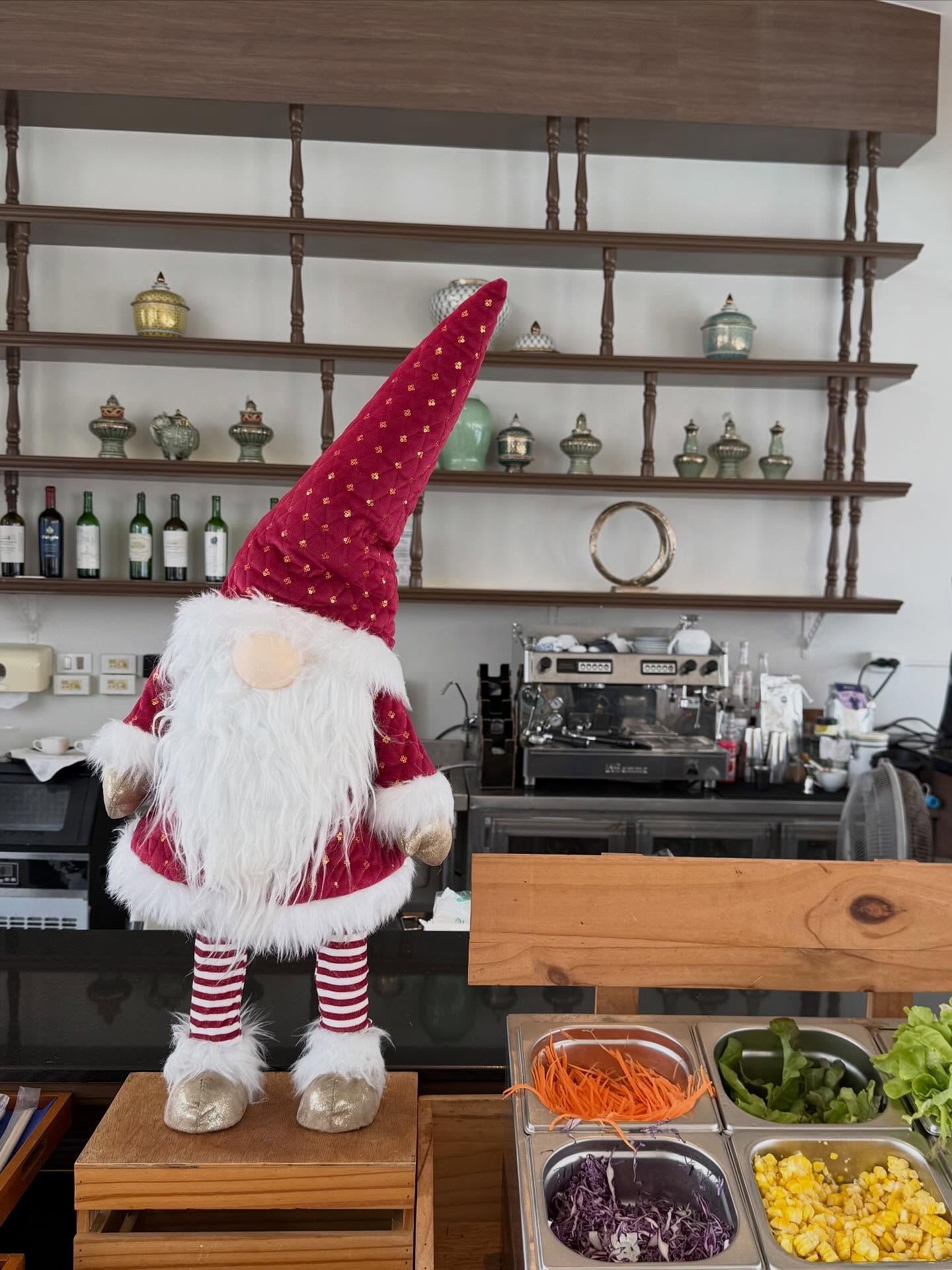 ไมค์ - ชินรัฐ สิริพงษ์ชวลิต