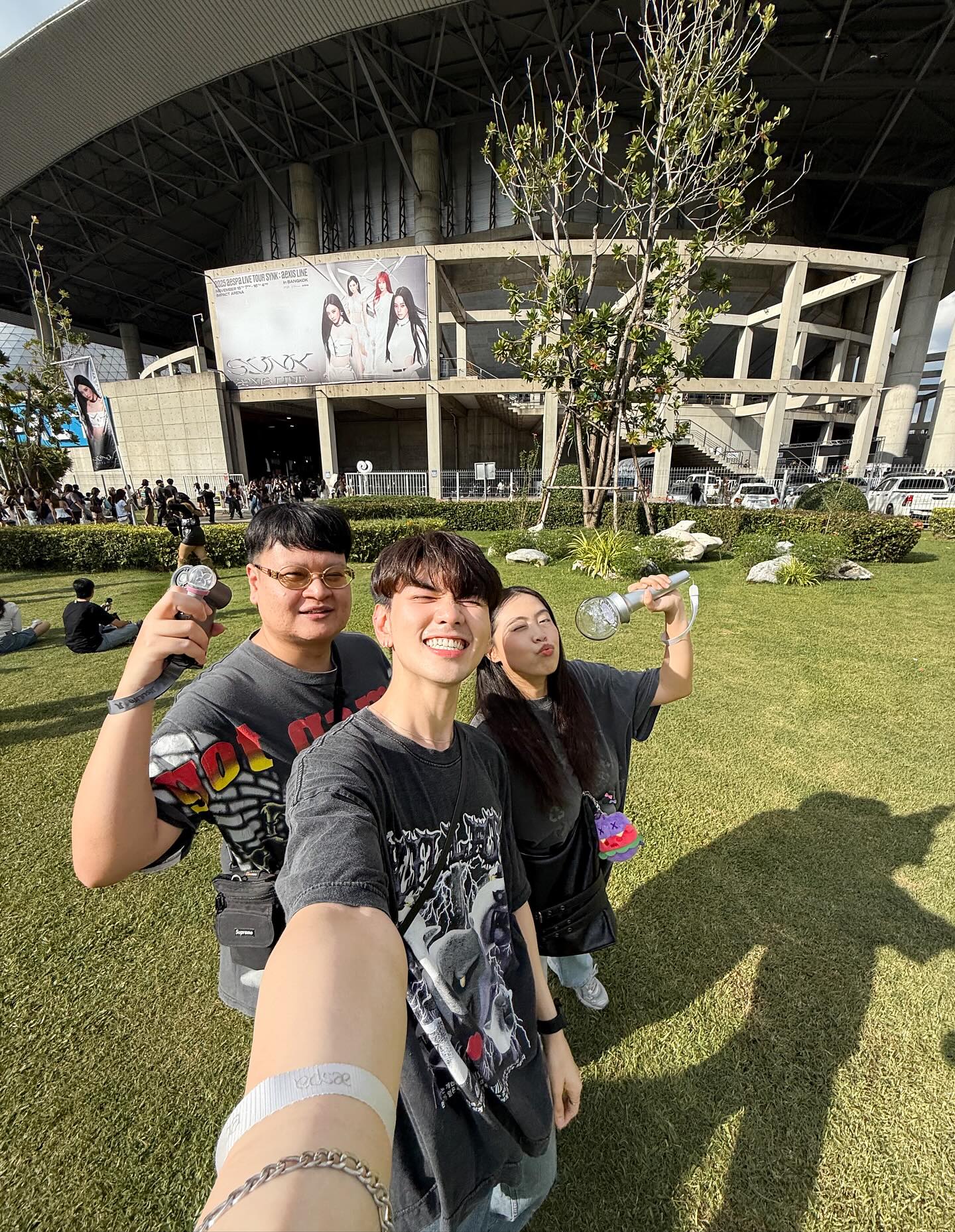 ไมค์ - ชินรัฐ สิริพงษ์ชวลิต