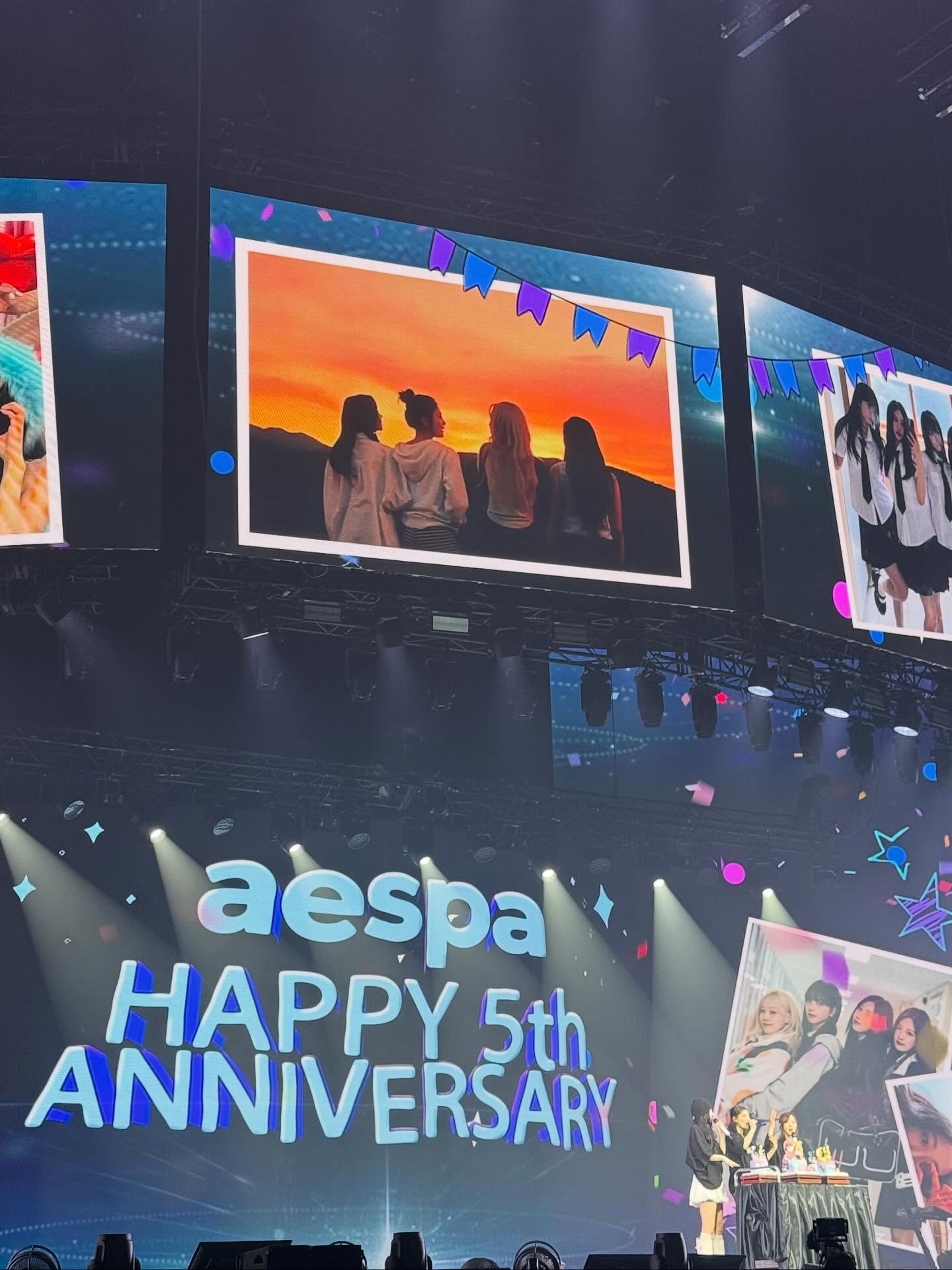 ไมค์ - ชินรัฐ สิริพงษ์ชวลิต