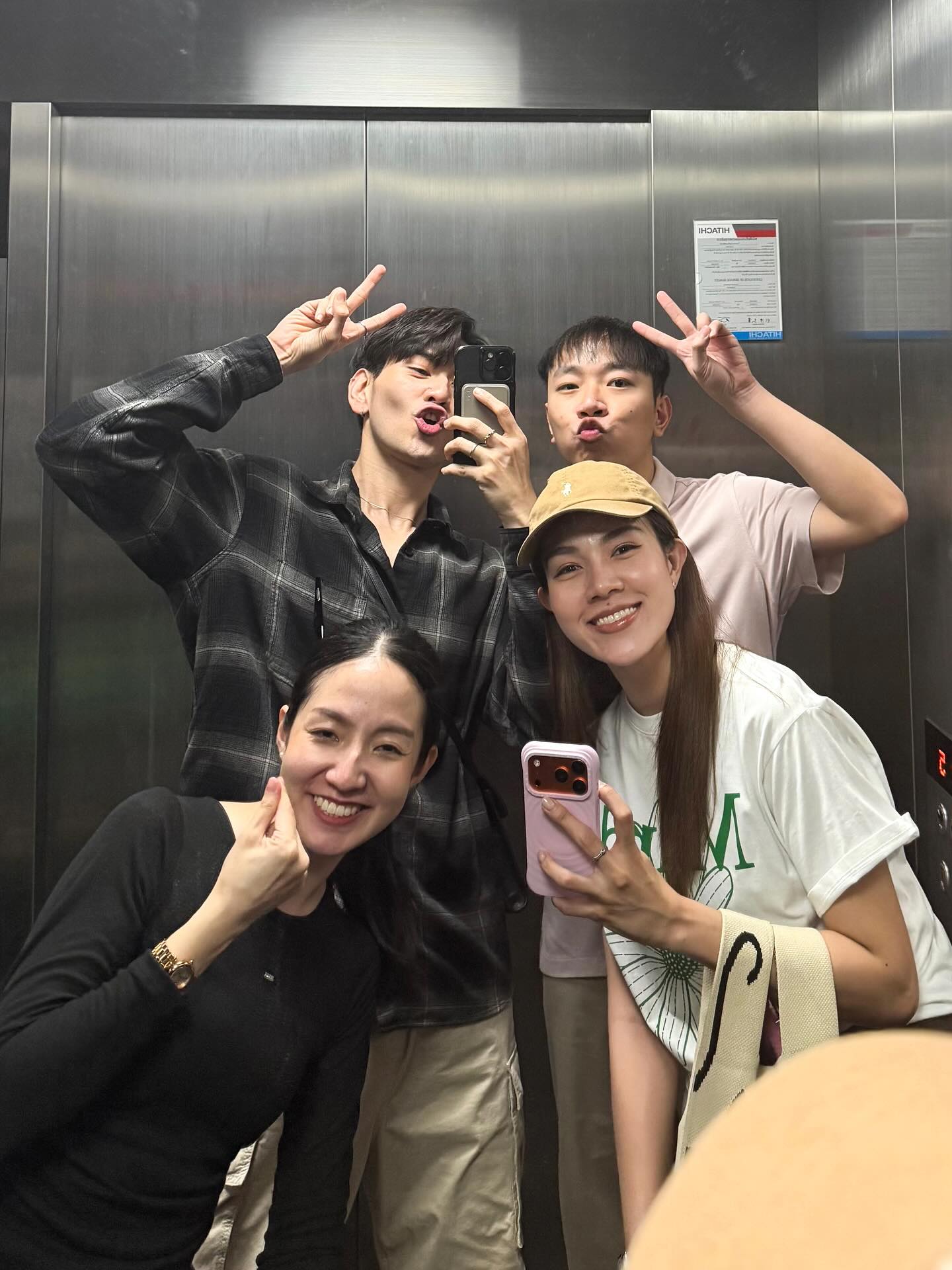 ไมค์ - ชินรัฐ สิริพงษ์ชวลิต