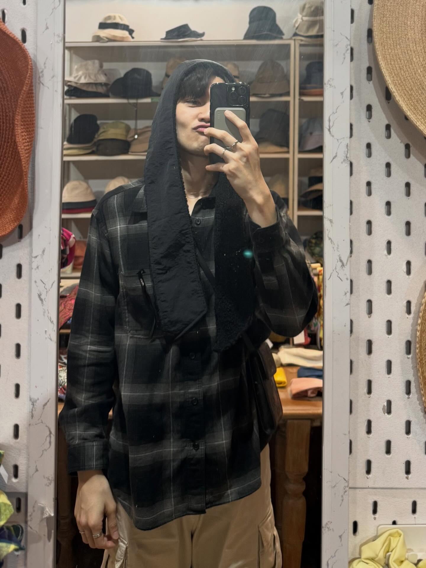 ไมค์ - ชินรัฐ สิริพงษ์ชวลิต