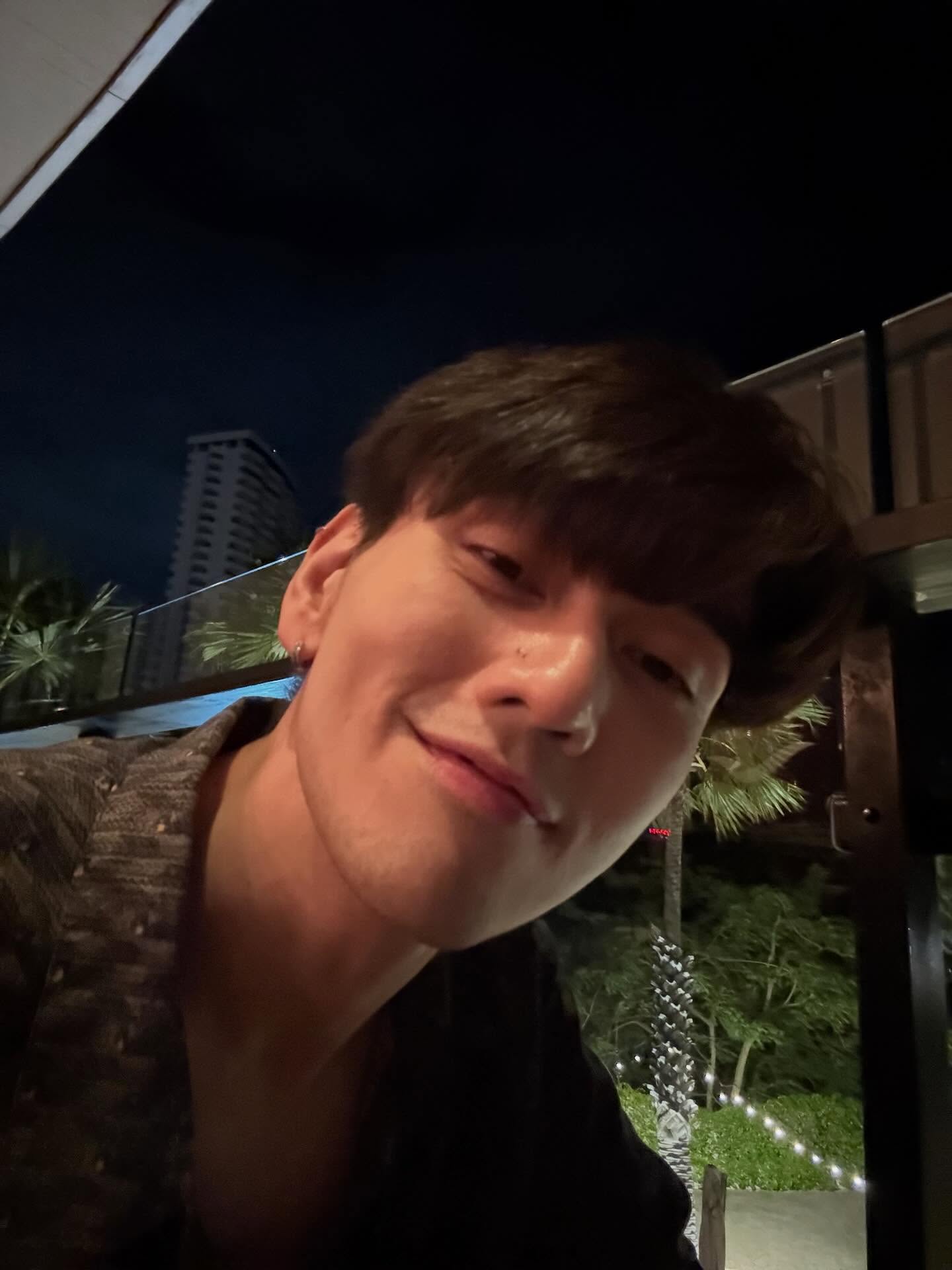 ไมค์ - ชินรัฐ สิริพงษ์ชวลิต