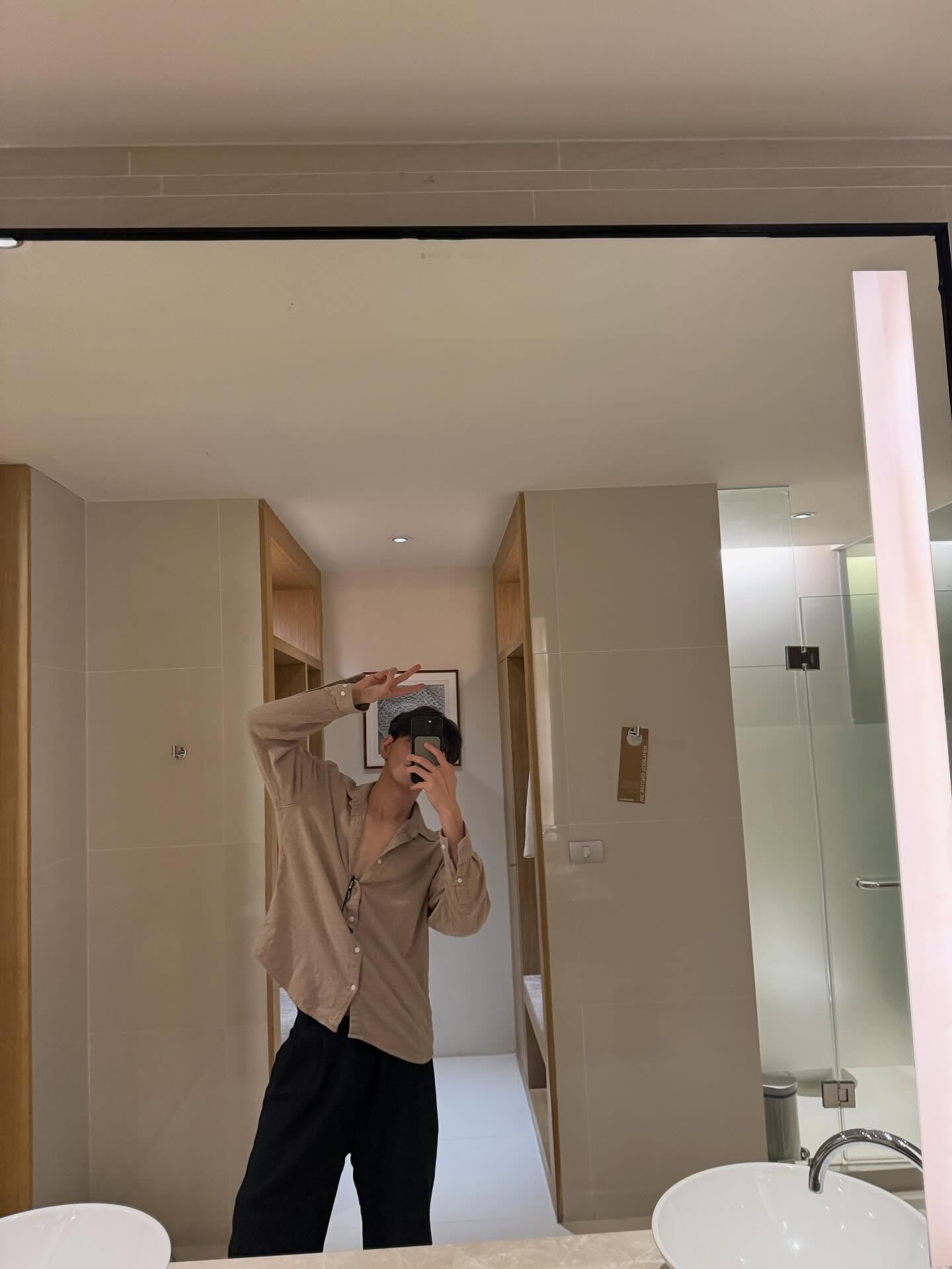 ไมค์ - ชินรัฐ สิริพงษ์ชวลิต