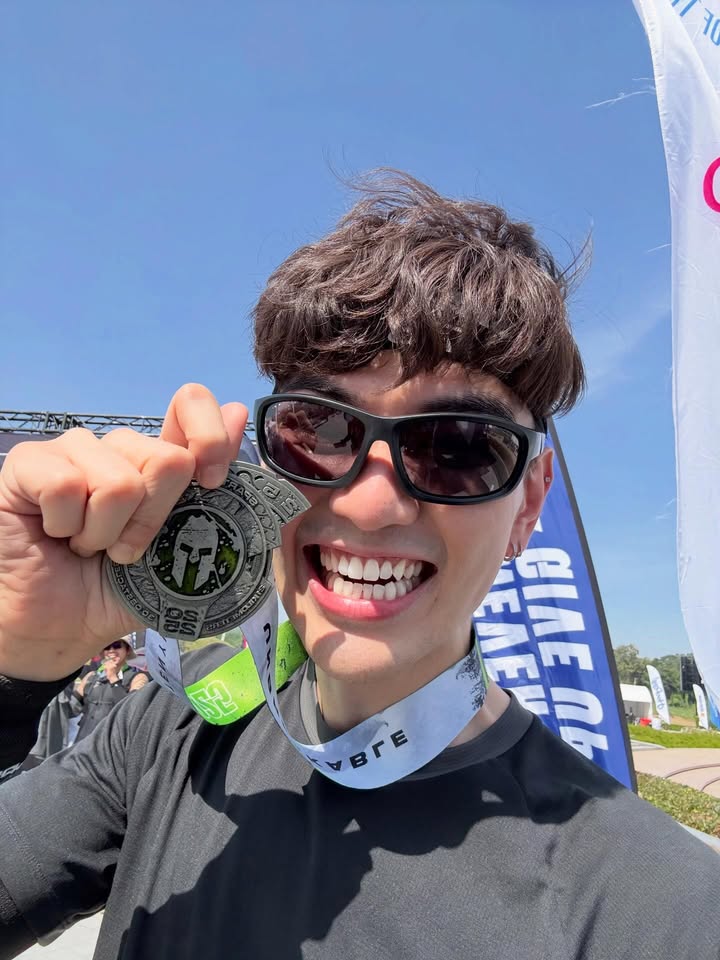 ไมค์ - ชินรัฐ สิริพงษ์ชวลิต