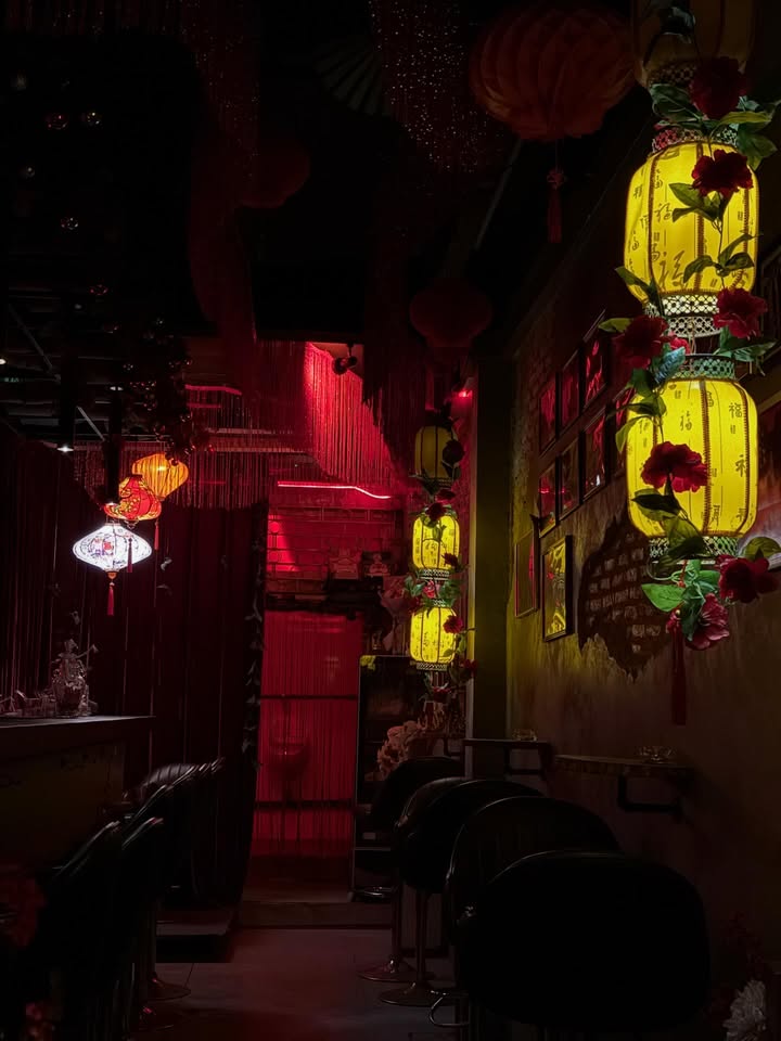 ไมค์ - ชินรัฐ สิริพงษ์ชวลิต