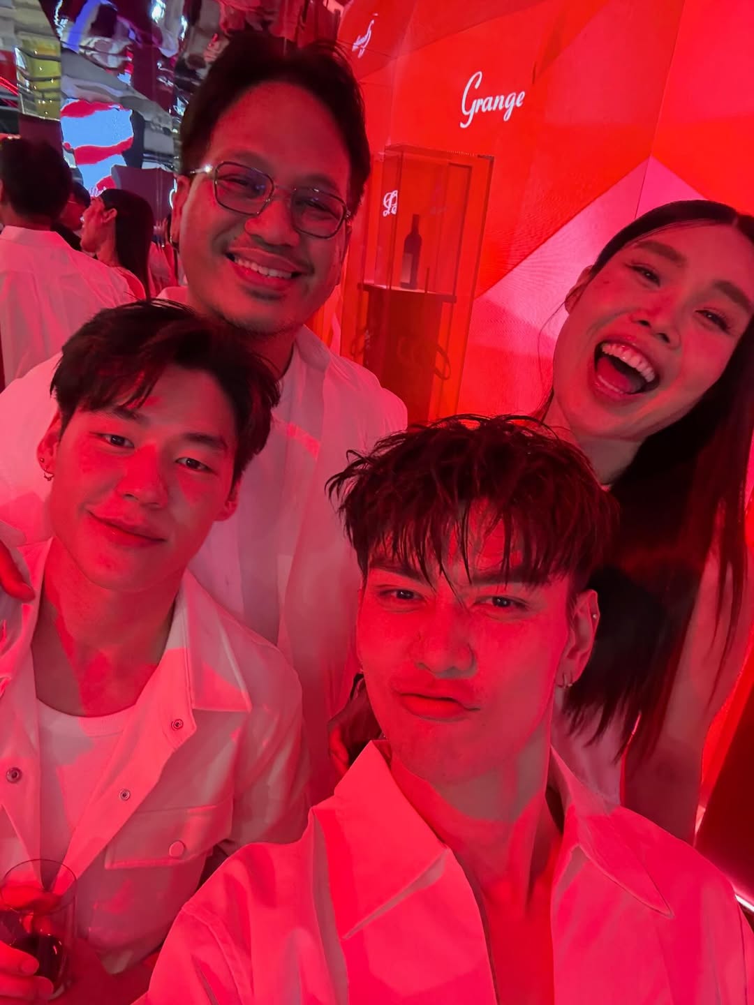 ไมค์ - ชินรัฐ สิริพงษ์ชวลิต