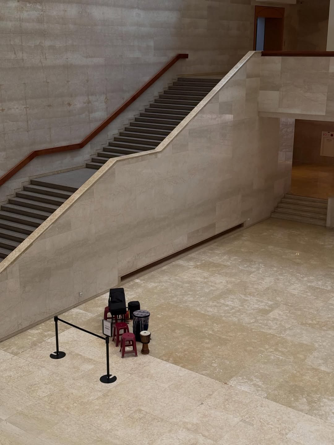 ไมค์ - ชินรัฐ สิริพงษ์ชวลิต