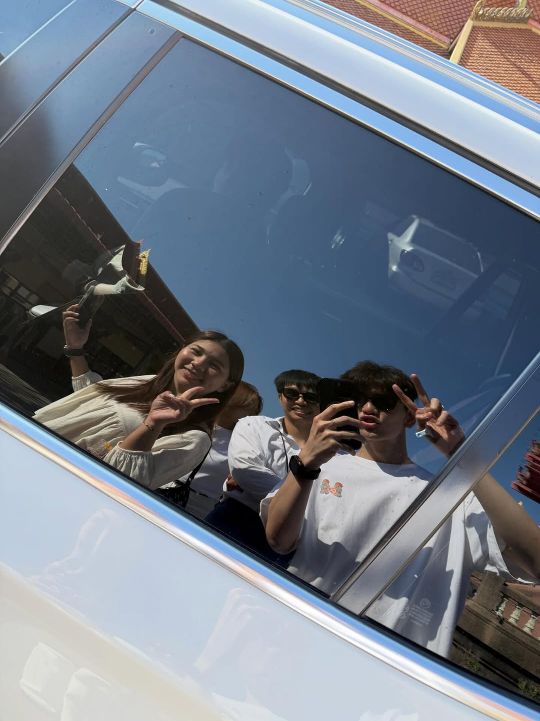 ไมค์ - ชินรัฐ สิริพงษ์ชวลิต