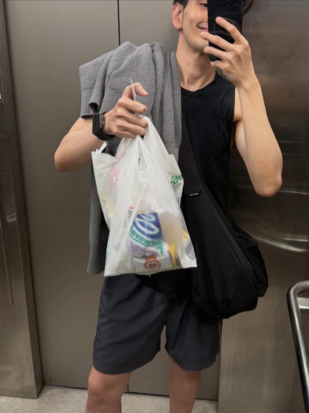 ไมค์ - ชินรัฐ สิริพงษ์ชวลิต