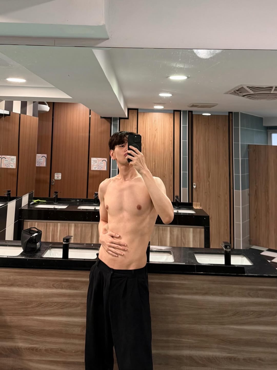 ไมค์ - ชินรัฐ สิริพงษ์ชวลิต