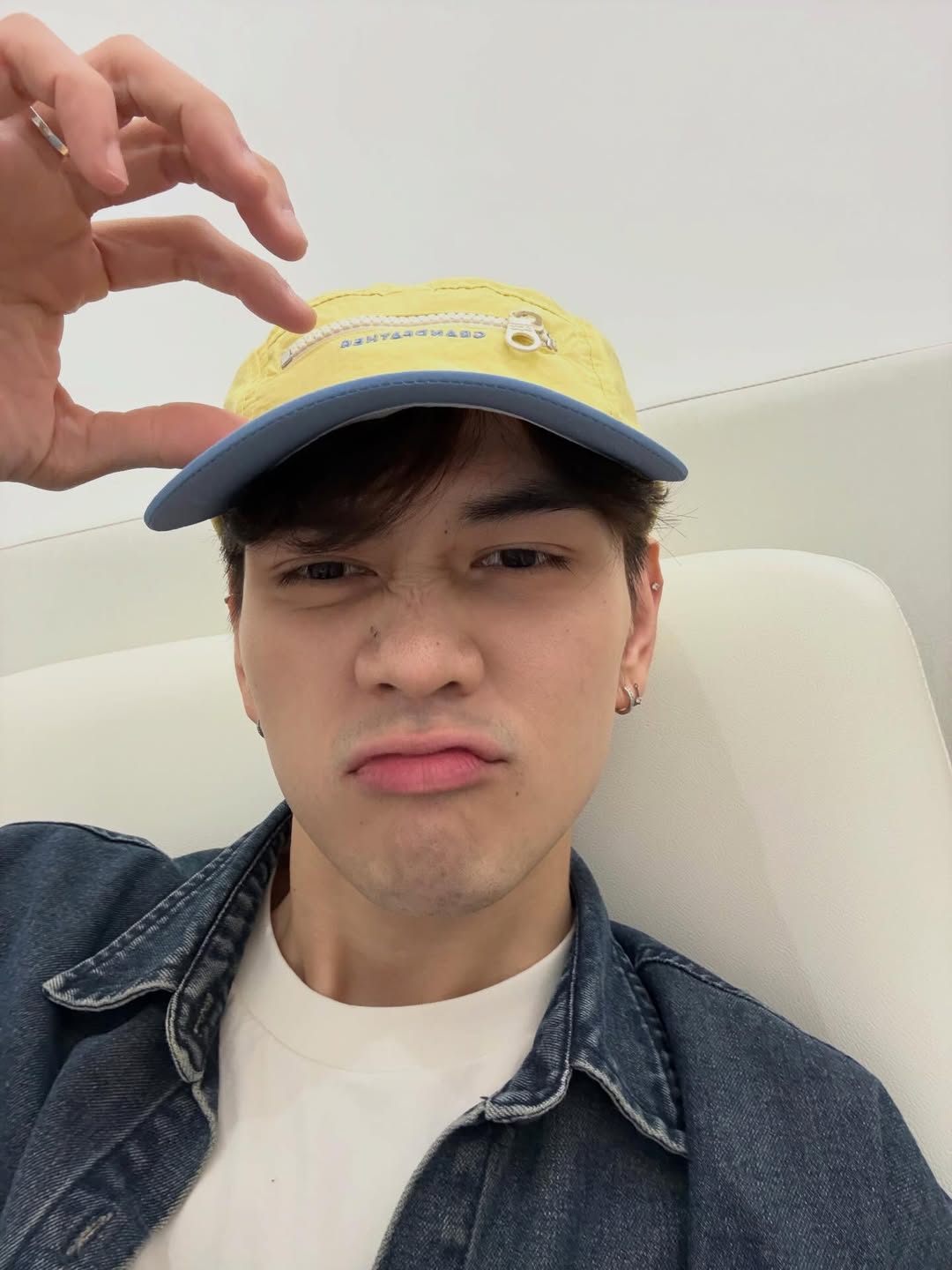 ไมค์ - ชินรัฐ สิริพงษ์ชวลิต