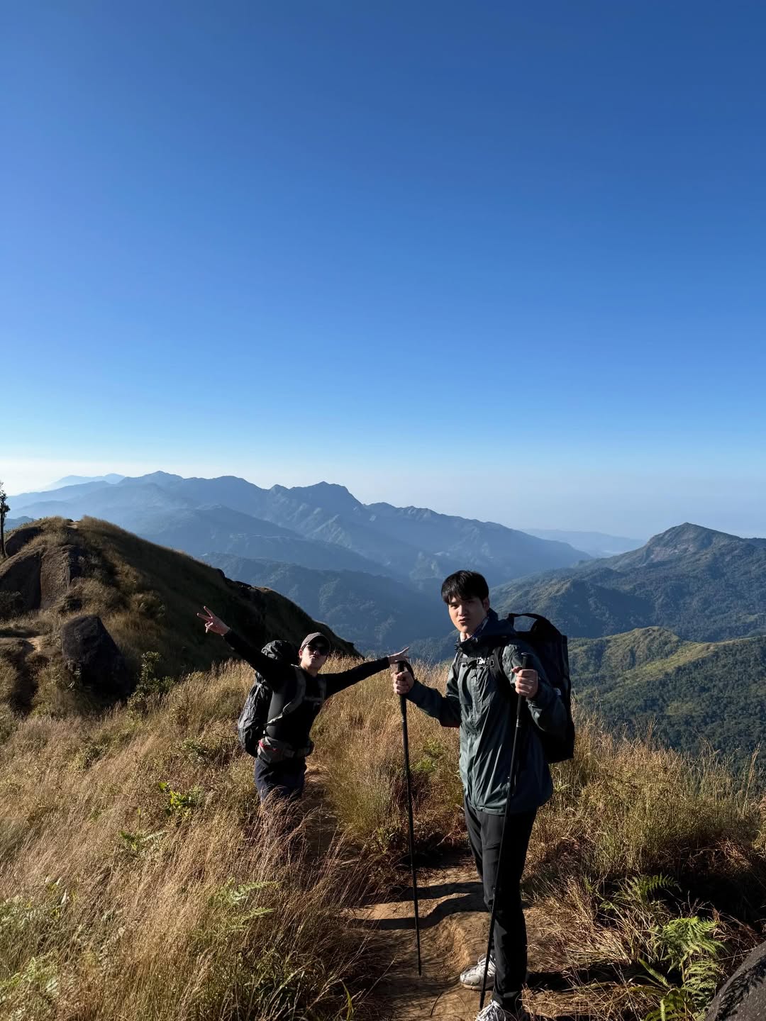 ไมค์ - ชินรัฐ สิริพงษ์ชวลิต