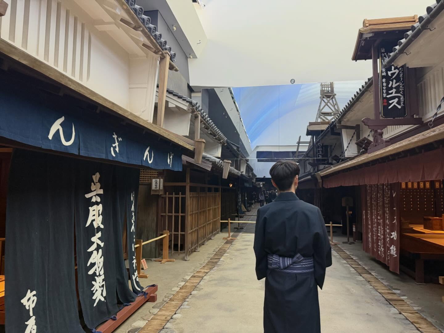 ไมค์ - ชินรัฐ สิริพงษ์ชวลิต