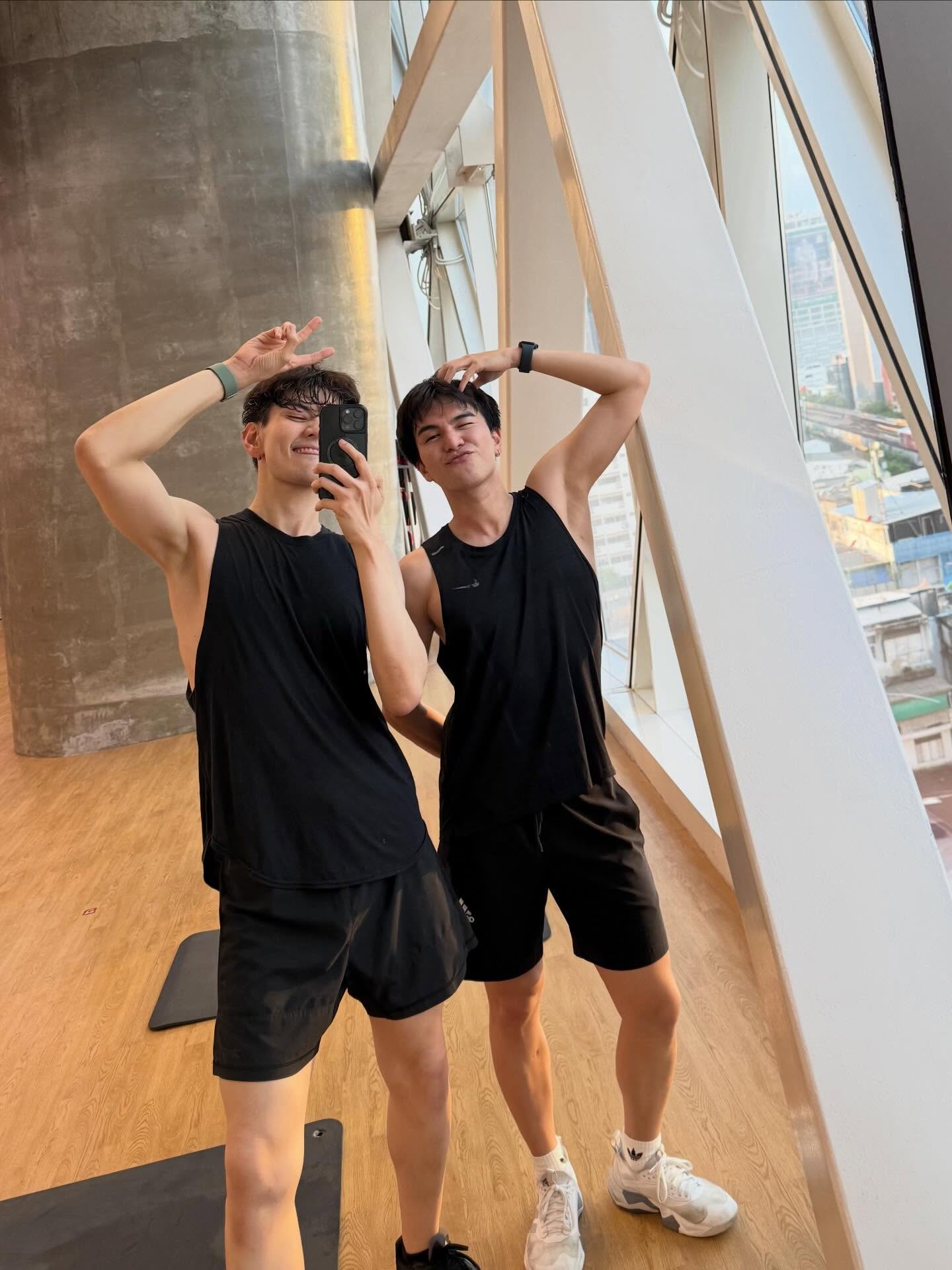 ไมค์ - ชินรัฐ สิริพงษ์ชวลิต