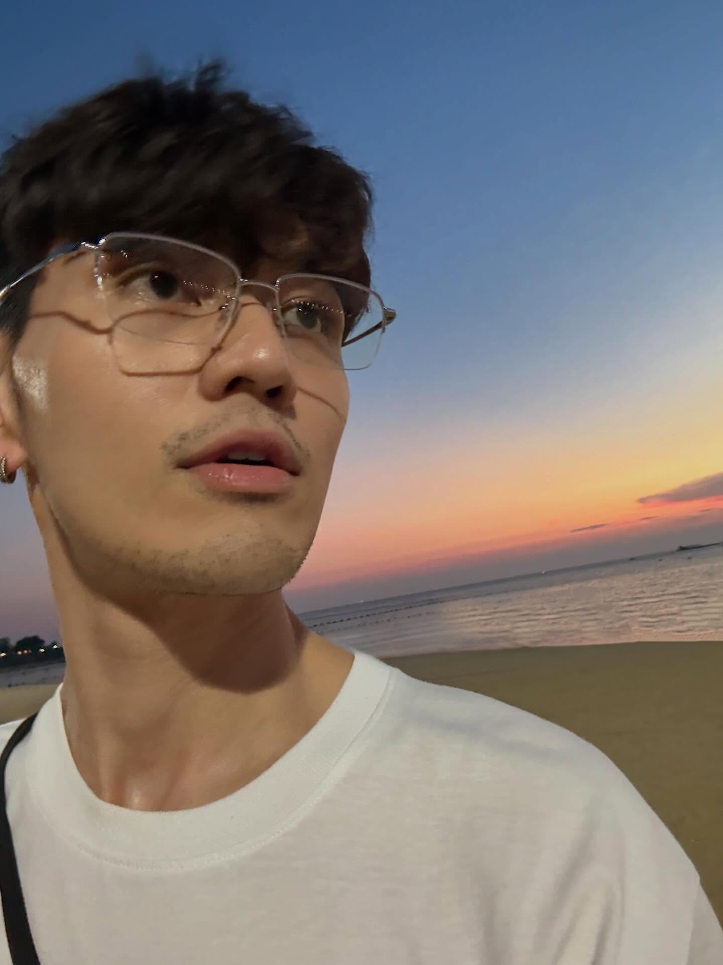 ไมค์ - ชินรัฐ สิริพงษ์ชวลิต