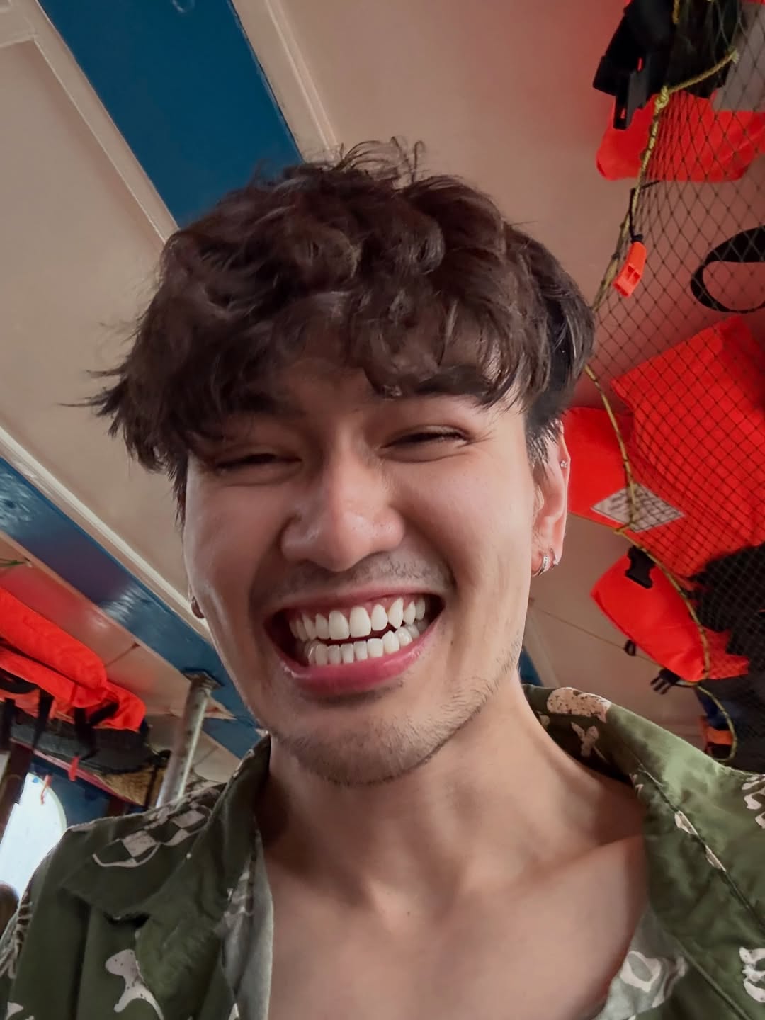 ไมค์ - ชินรัฐ สิริพงษ์ชวลิต