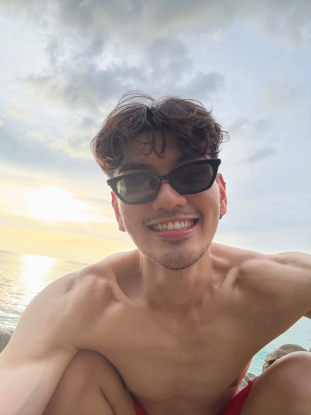 ไมค์ - ชินรัฐ สิริพงษ์ชวลิต