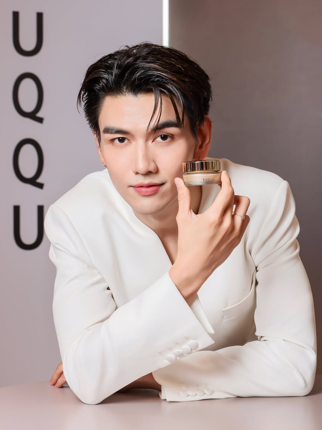 ไมค์ - ชินรัฐ สิริพงษ์ชวลิต