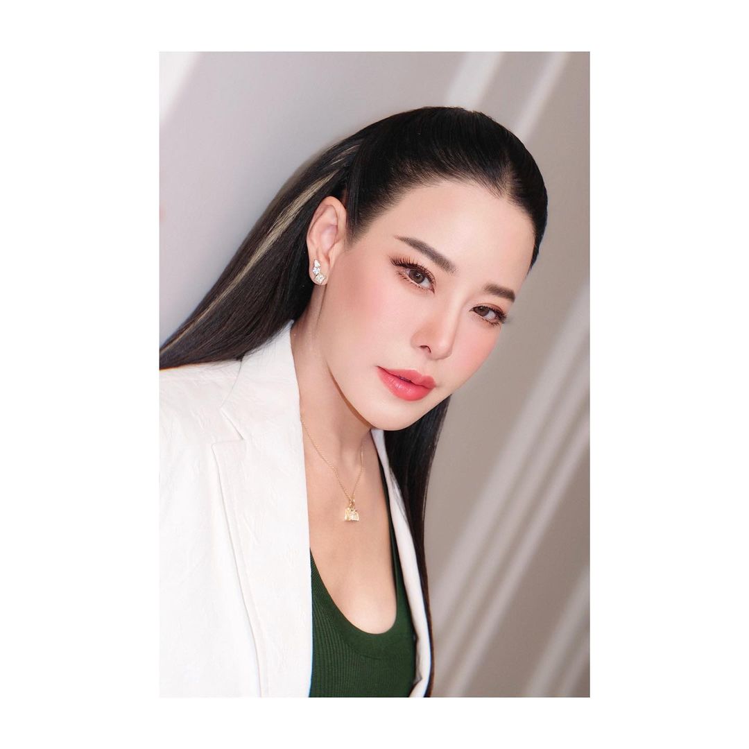 หนิง - ปณิตา พัฒนาหิรัญ