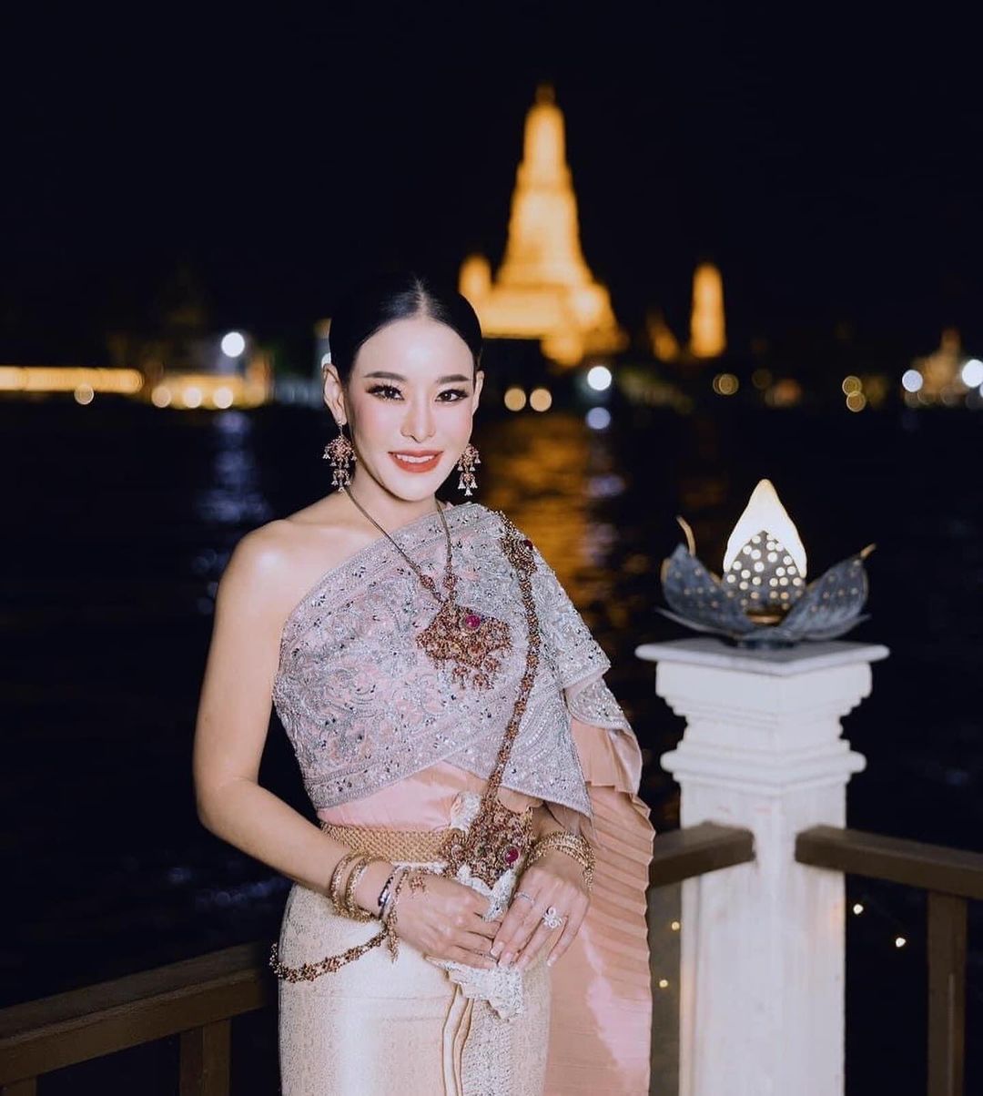 หนิง - ปณิตา พัฒนาหิรัญ