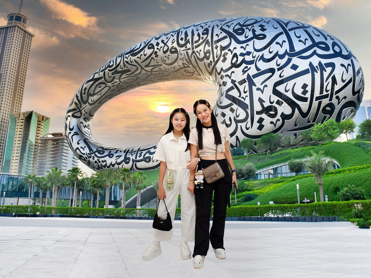 หนิง - ปณิตา พัฒนาหิรัญ