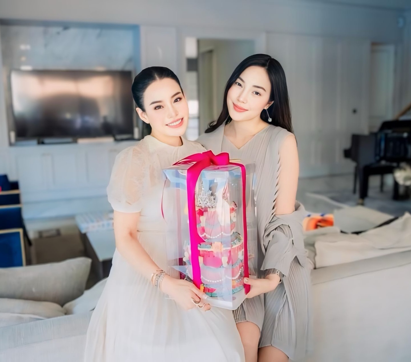 หนิง - ปณิตา พัฒนาหิรัญ