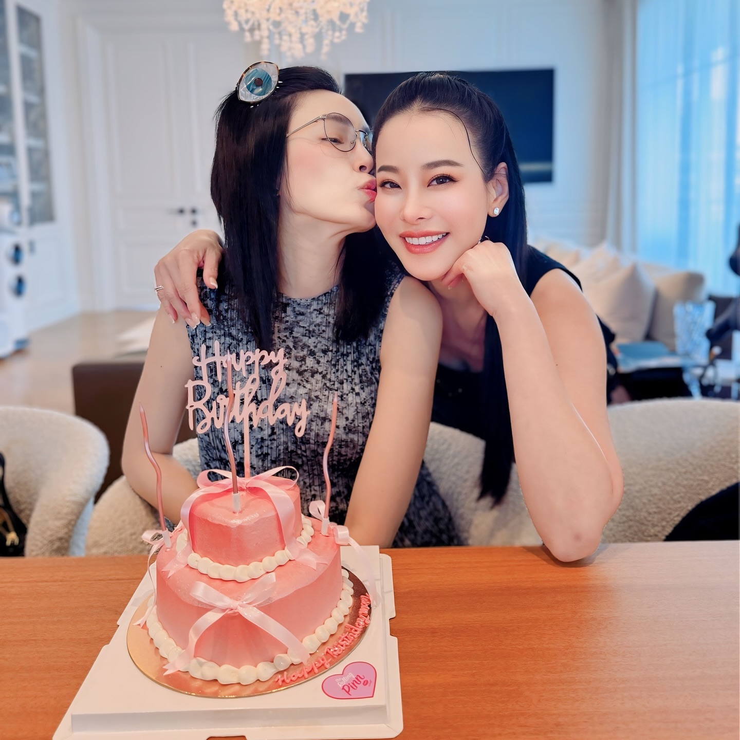 หนิง - ปณิตา พัฒนาหิรัญ