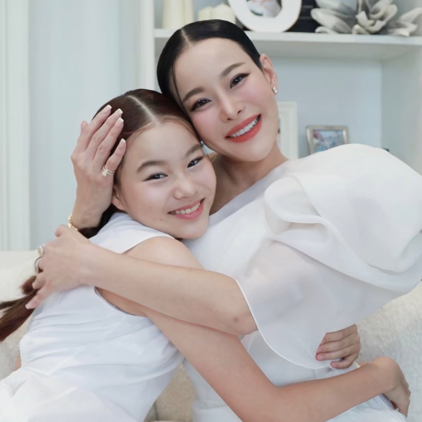 หนิง - ปณิตา พัฒนาหิรัญ