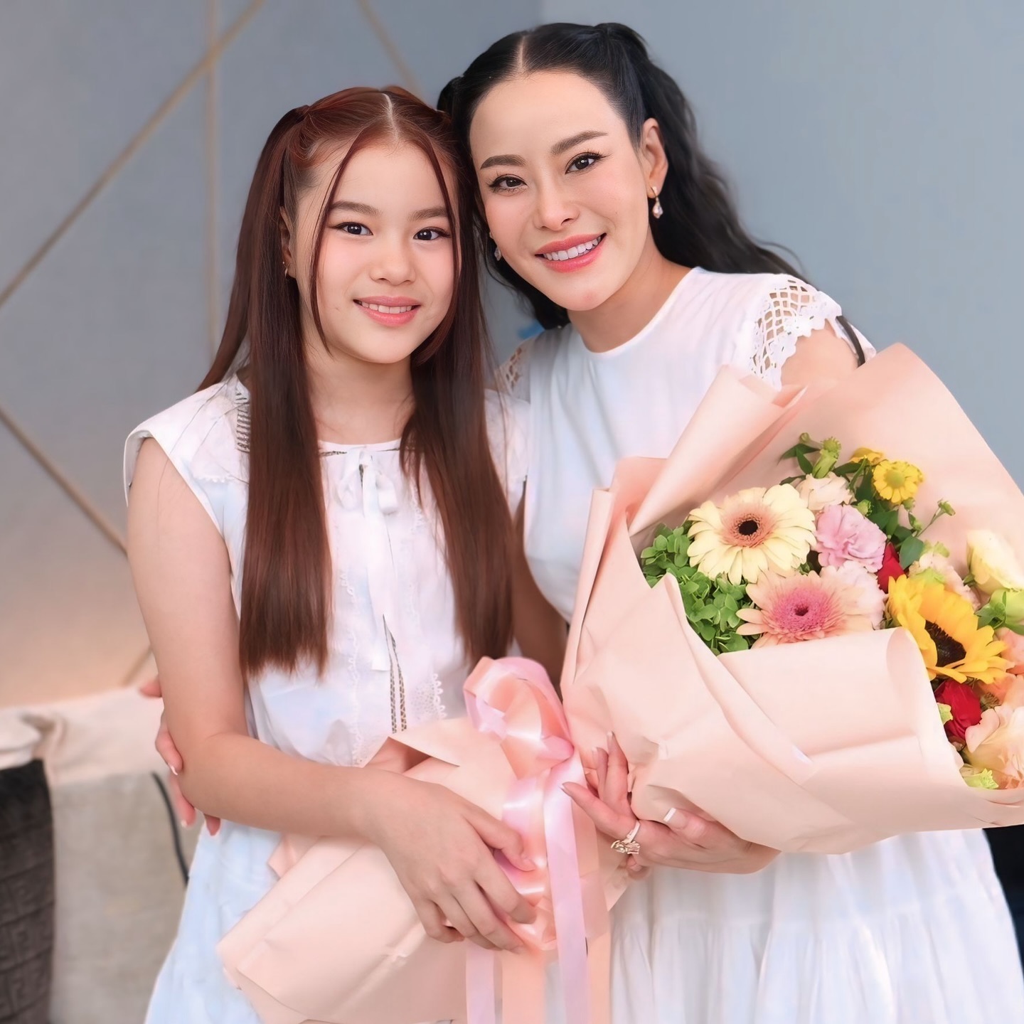 หนิง - ปณิตา พัฒนาหิรัญ