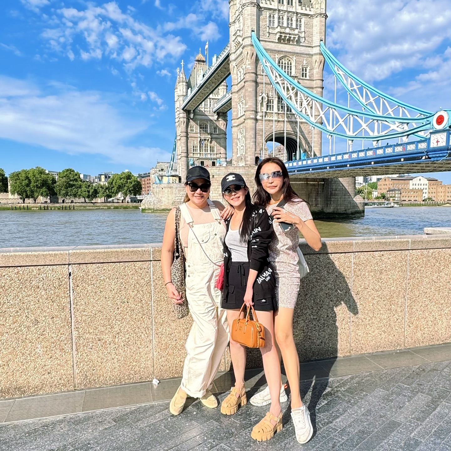 หนิง - ปณิตา พัฒนาหิรัญ